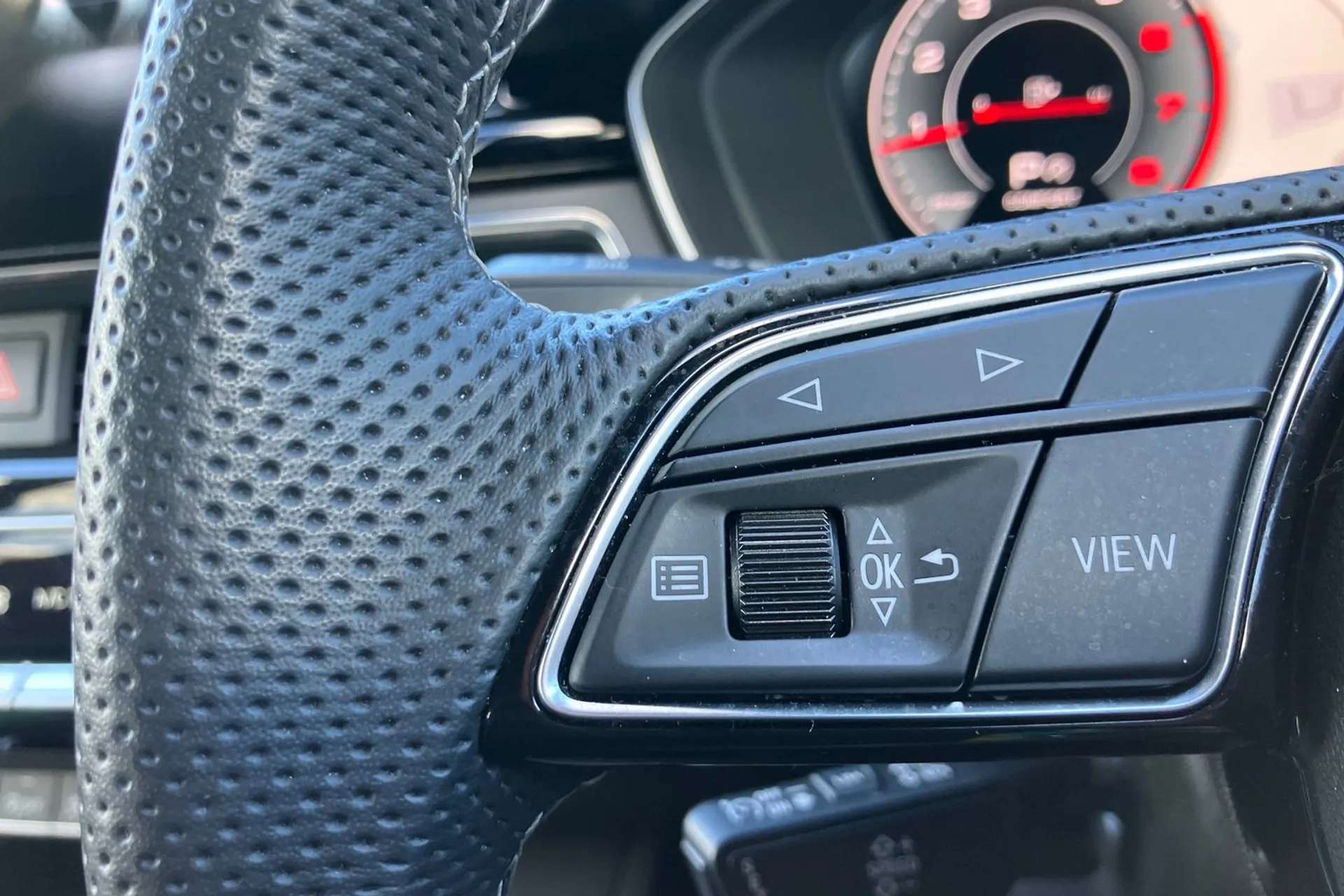 2023 AUDI A4 2023 AUDI A4