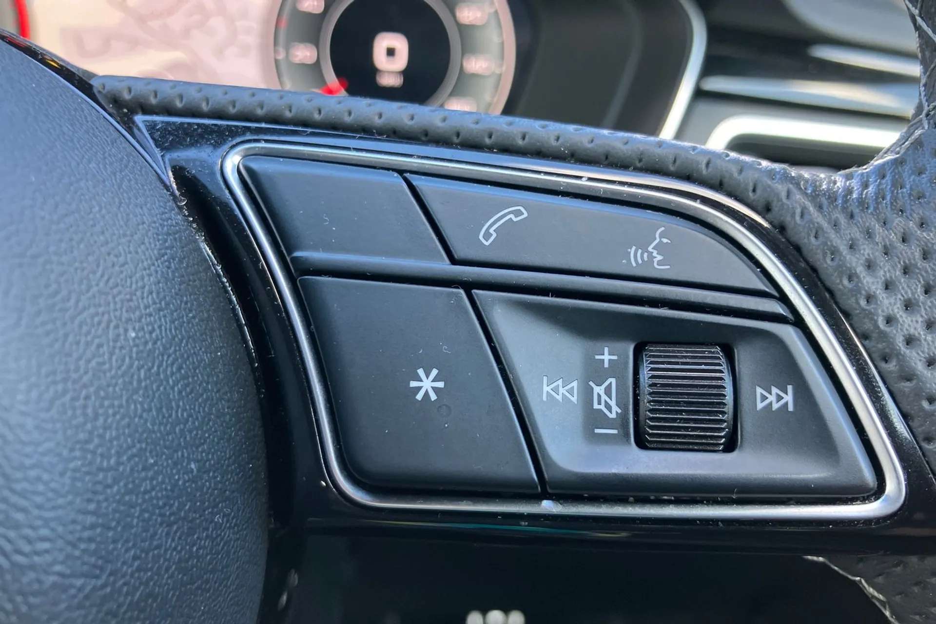 2023 AUDI A4 2023 AUDI A4