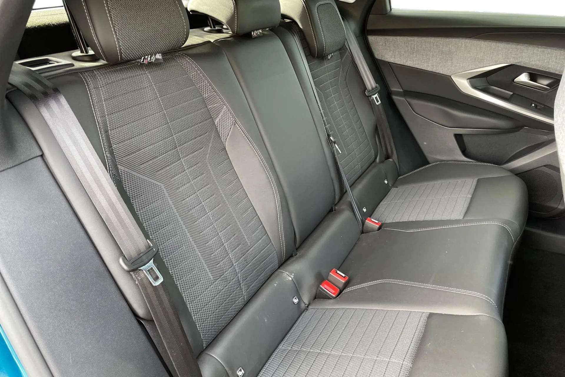 2025 PEUGEOT 3008 2025 PEUGEOT 3008