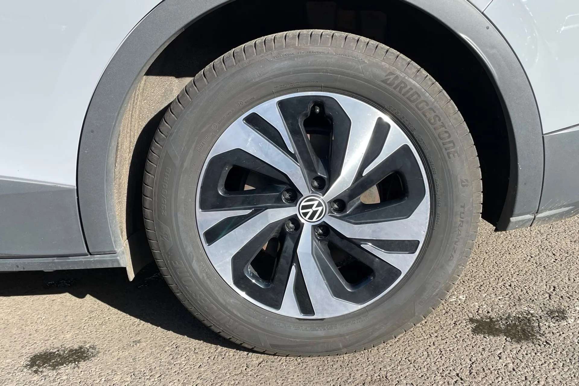 2023 VOLKSWAGEN ID.4 2023 VOLKSWAGEN ID.4