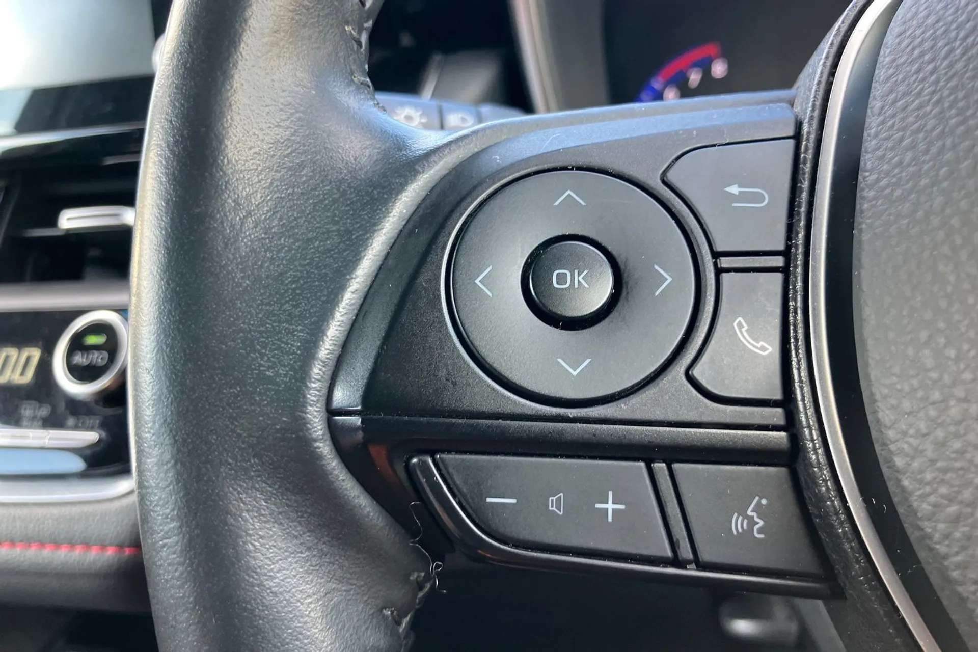 2021 TOYOTA COROLLA 2021 TOYOTA COROLLA