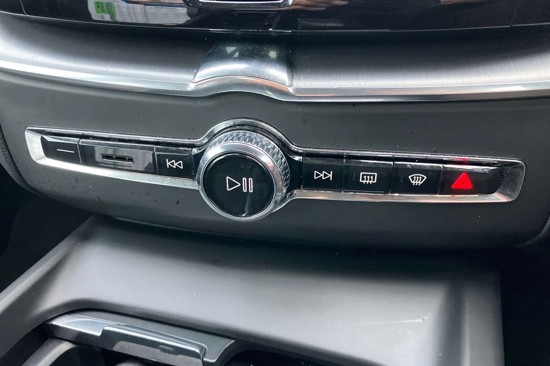 2021 VOLVO XC60 2021 VOLVO XC60