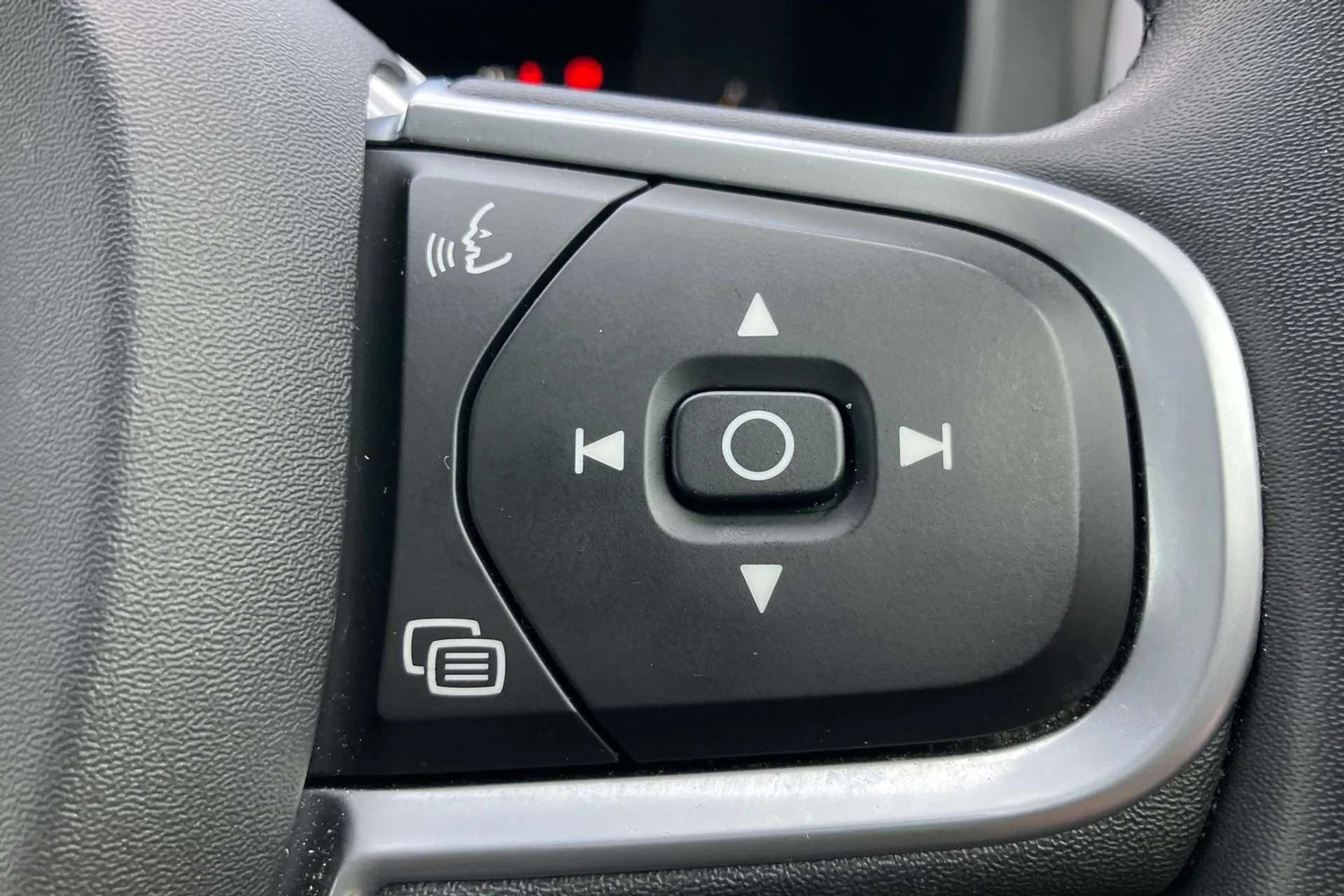 2021 VOLVO XC60 2021 VOLVO XC60