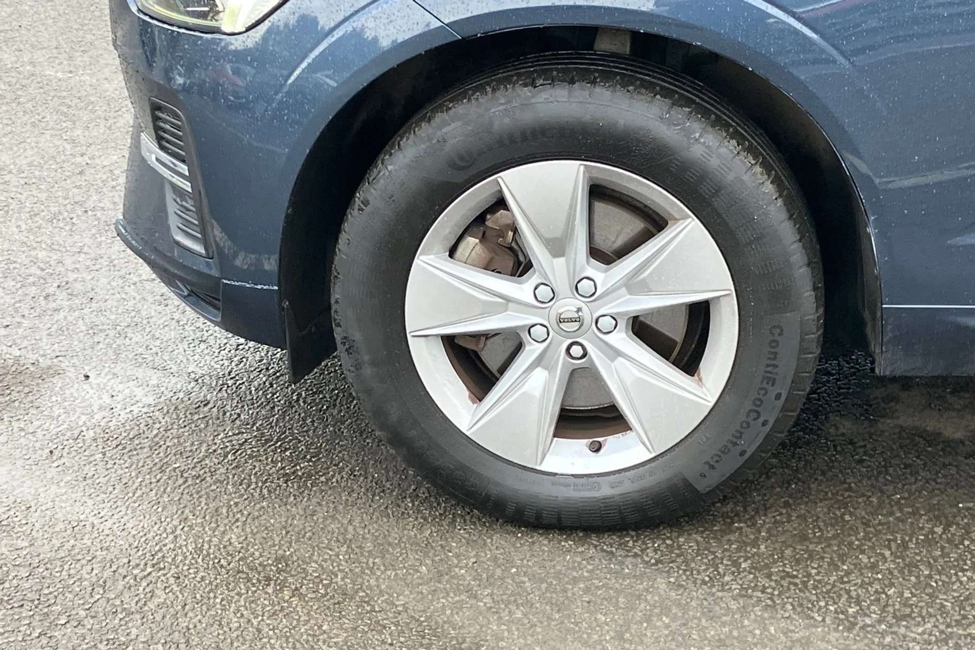 2021 VOLVO XC60 2021 VOLVO XC60