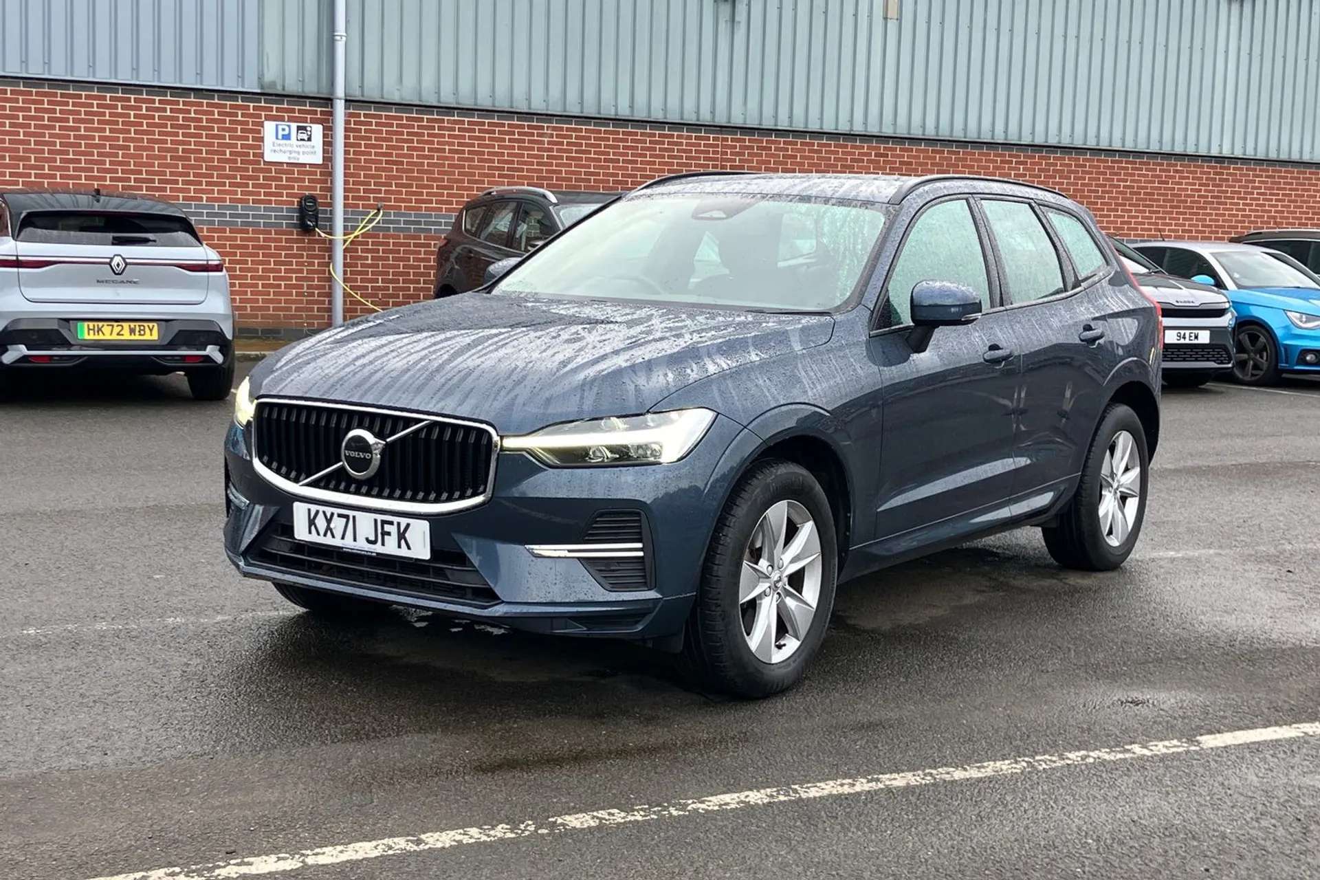2021 VOLVO XC60 2021 VOLVO XC60