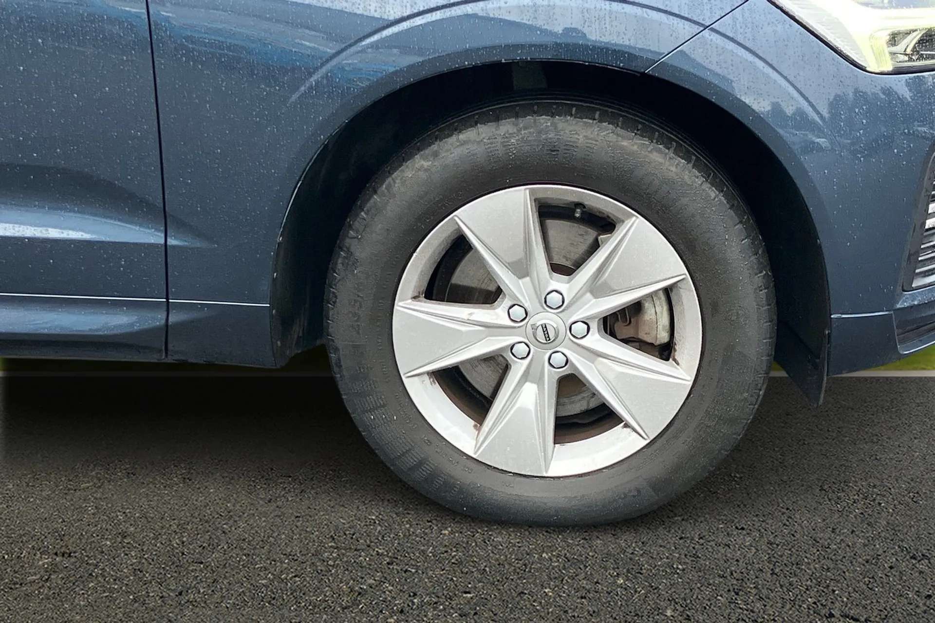 2021 VOLVO XC60 2021 VOLVO XC60