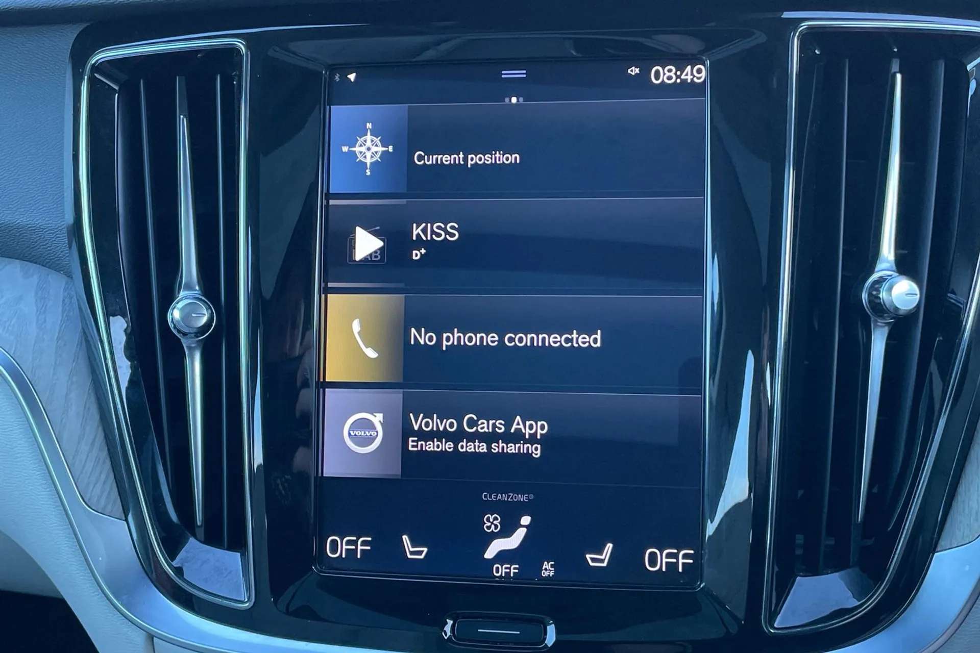 2019 VOLVO V60 2019 VOLVO V60