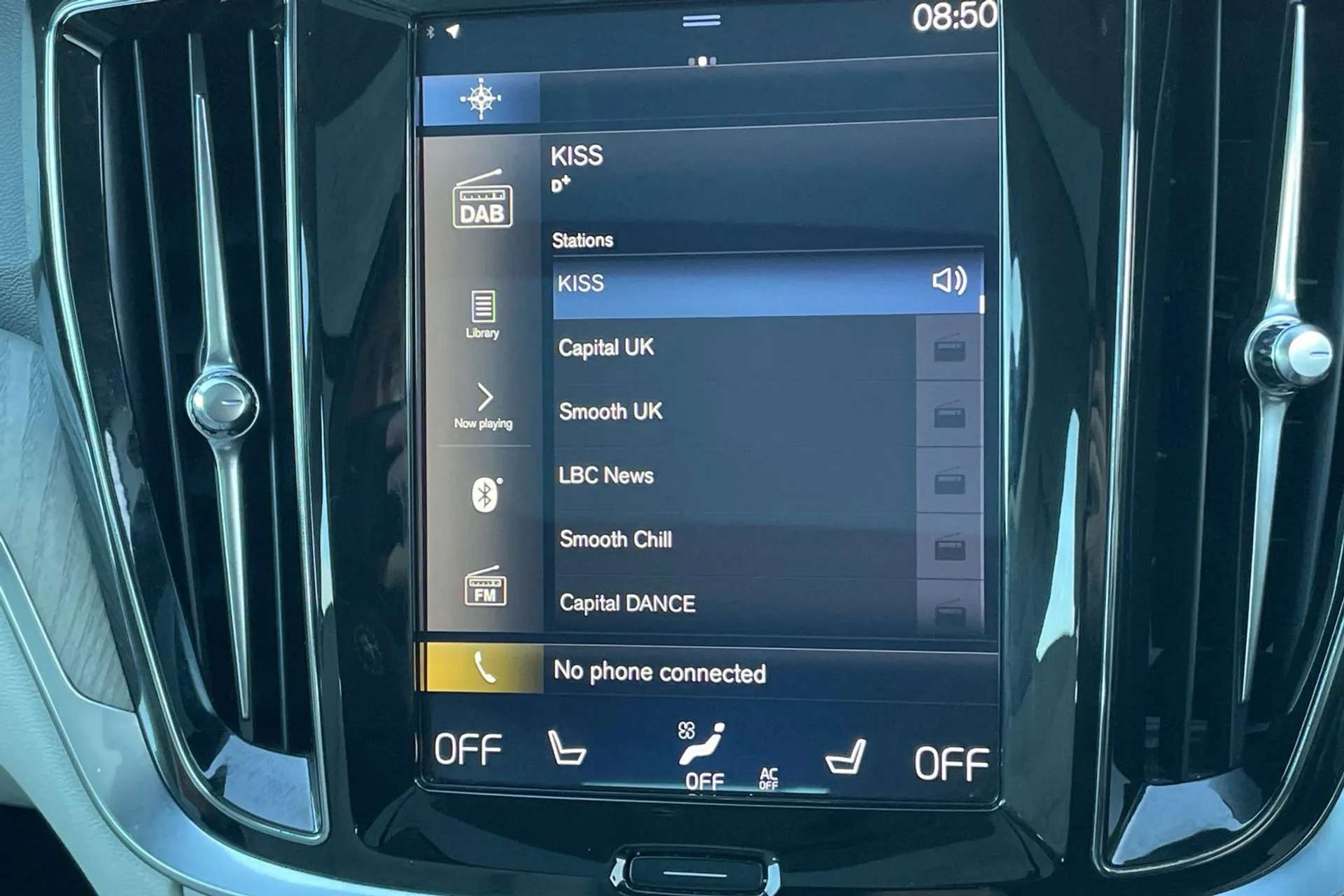 2019 VOLVO V60 2019 VOLVO V60