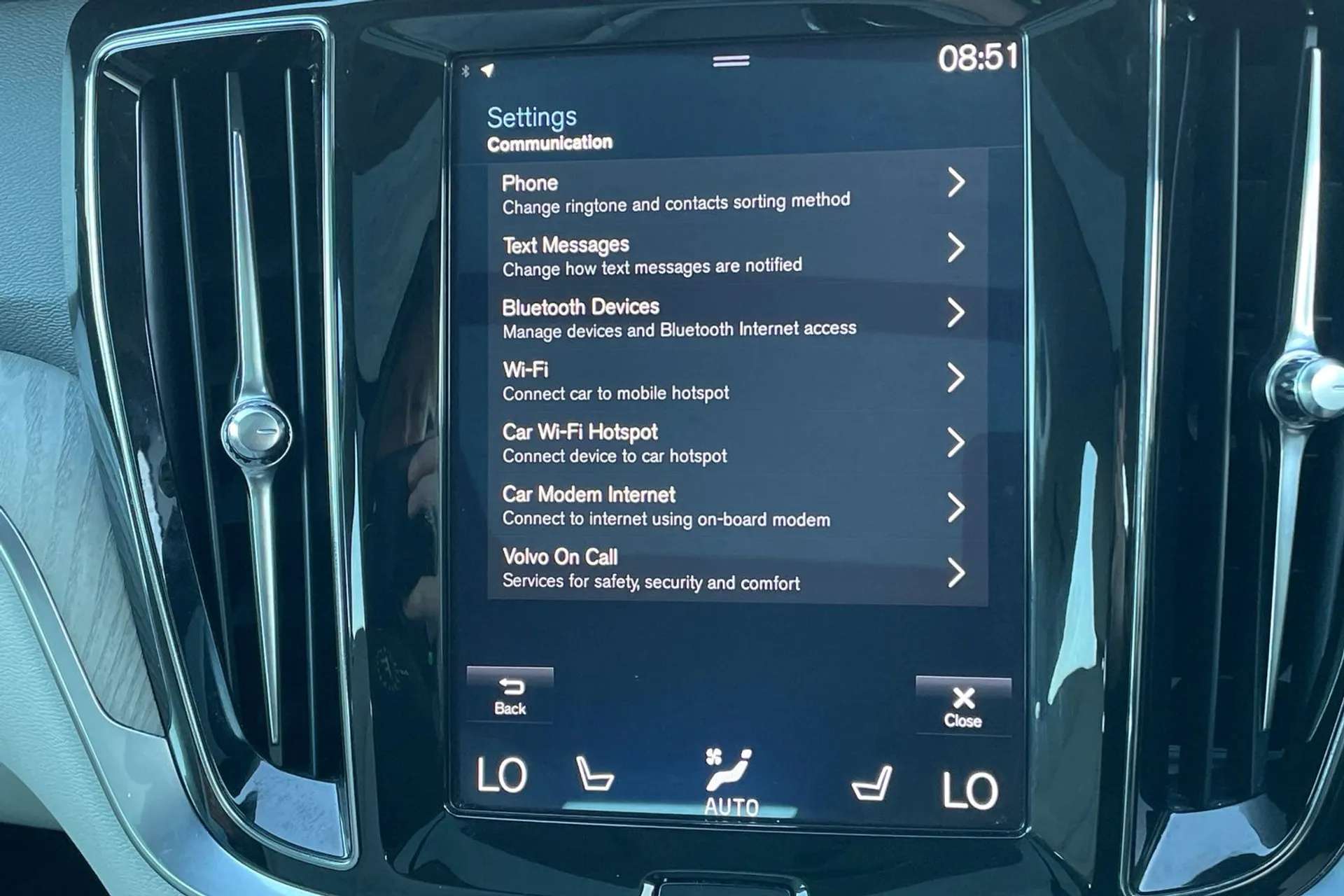 2019 VOLVO V60 2019 VOLVO V60