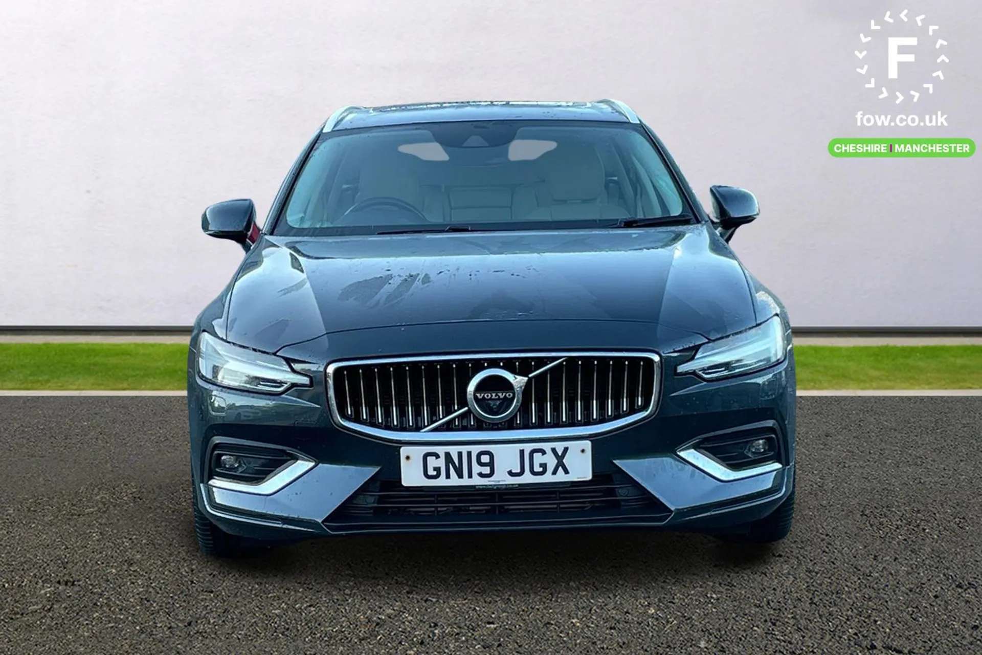 2019 VOLVO V60 2019 VOLVO V60