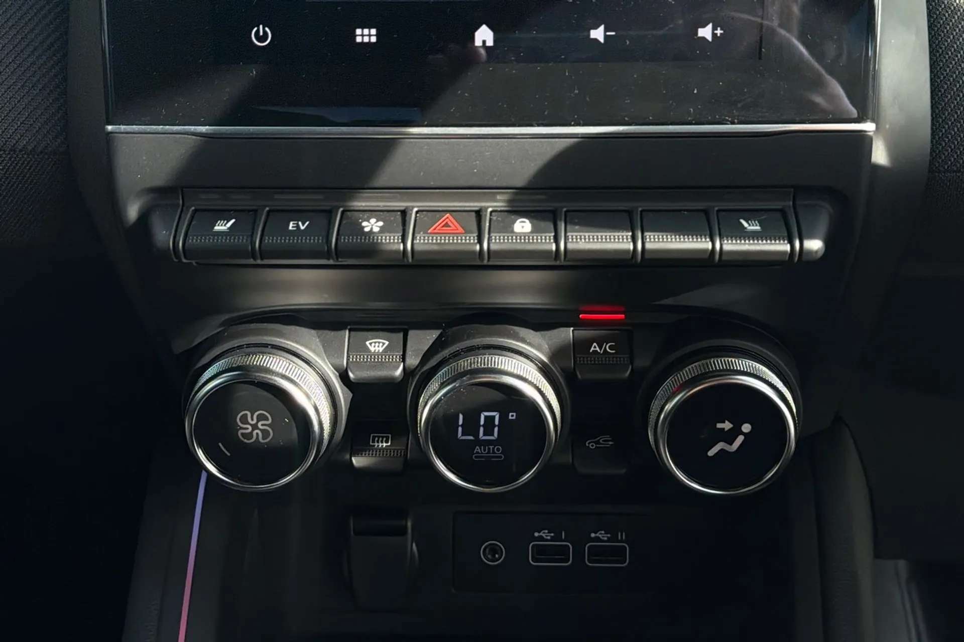 2024 RENAULT CLIO 2024 RENAULT CLIO