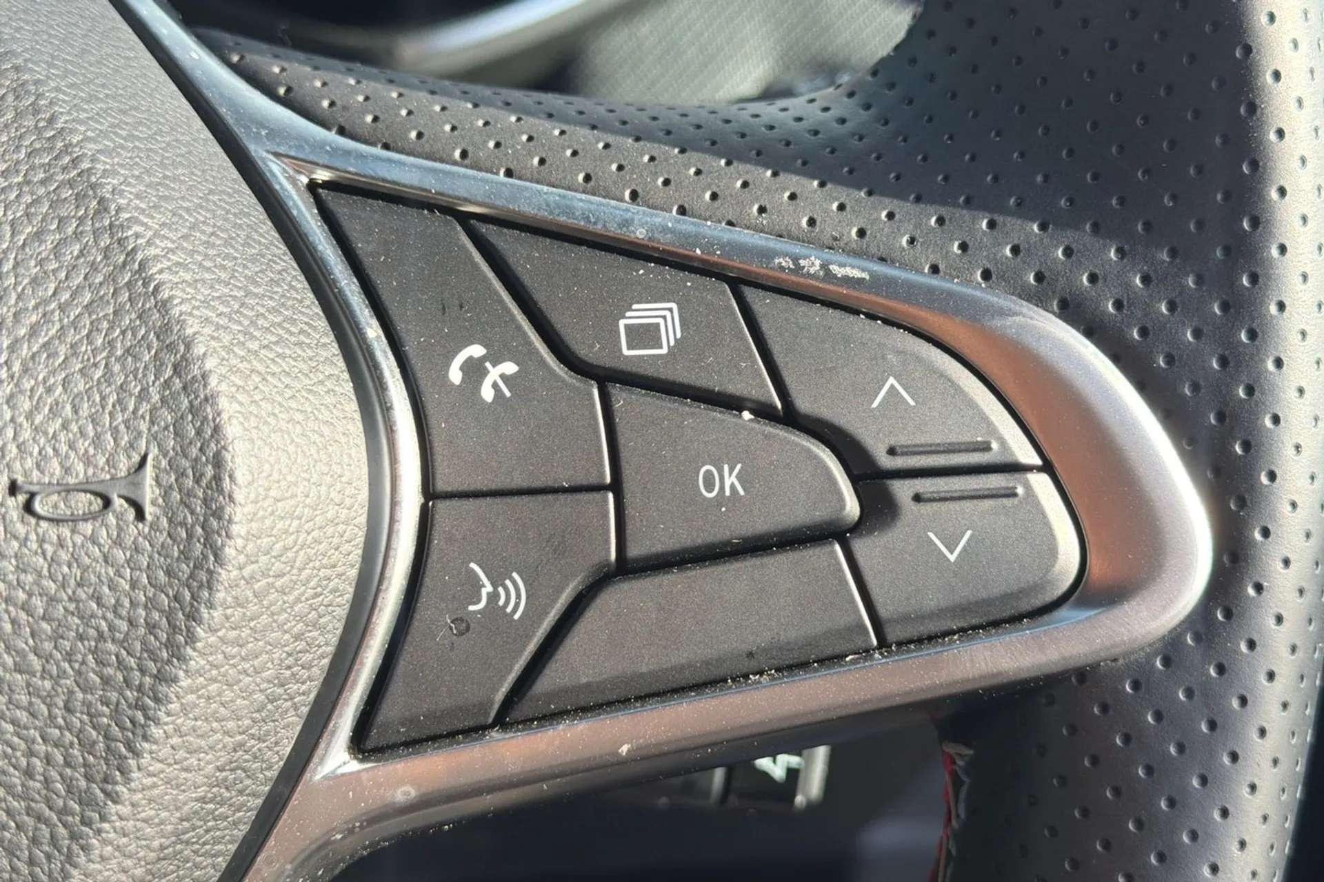 2024 RENAULT CLIO 2024 RENAULT CLIO