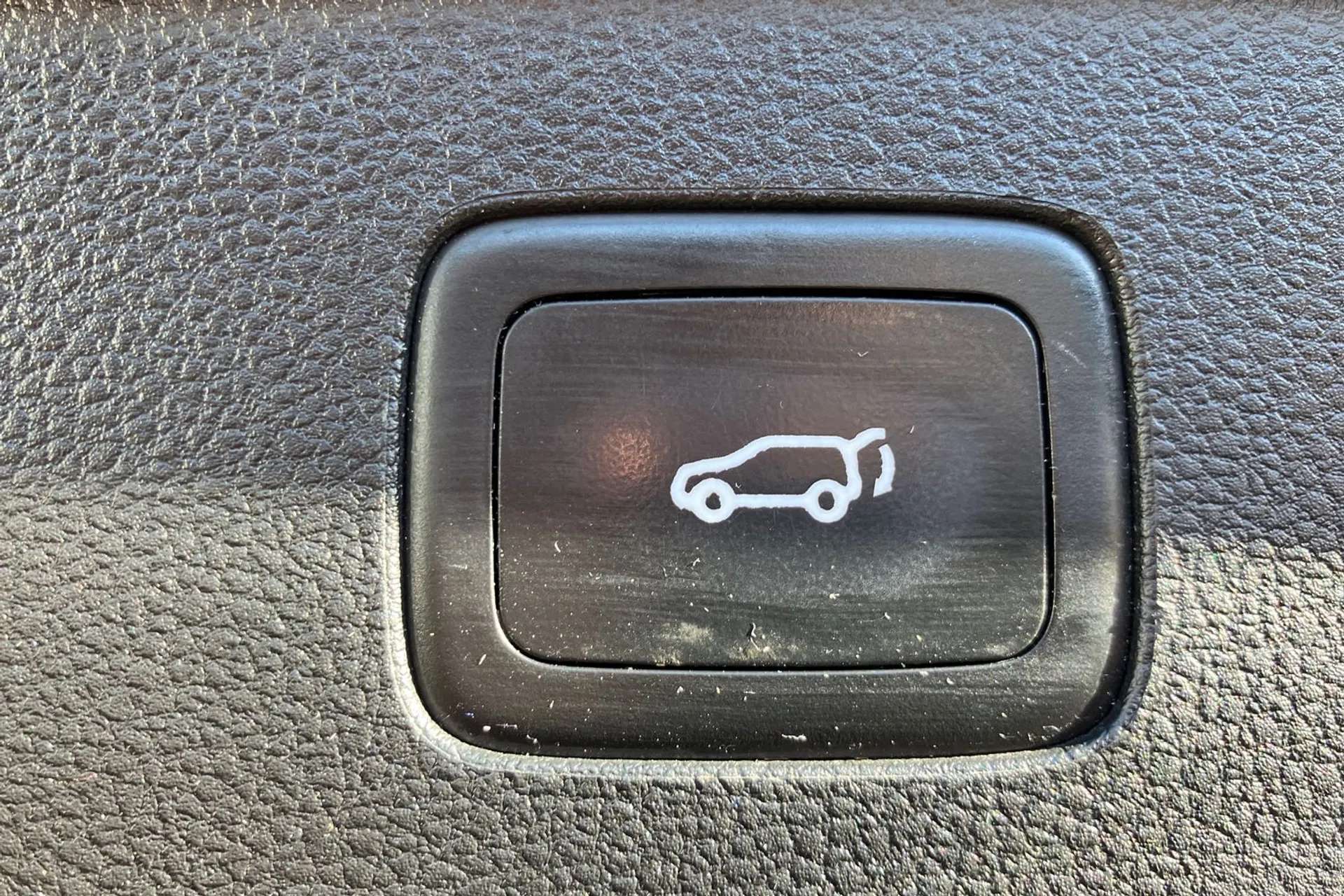 2024 MG MOTOR UK HS 2024 MG MOTOR UK HS