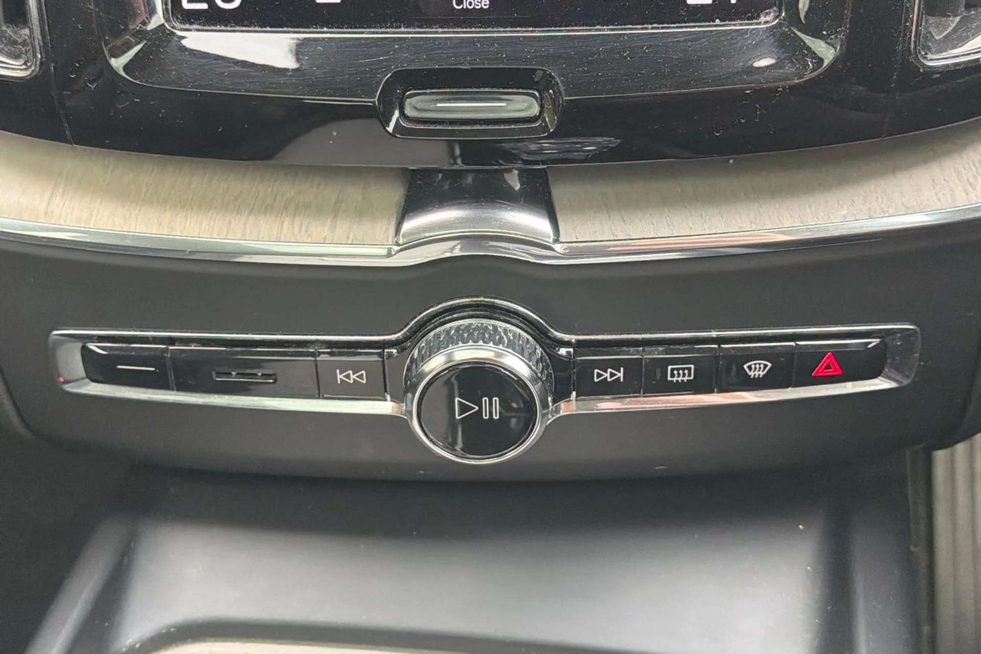 2021 VOLVO XC60 2021 VOLVO XC60