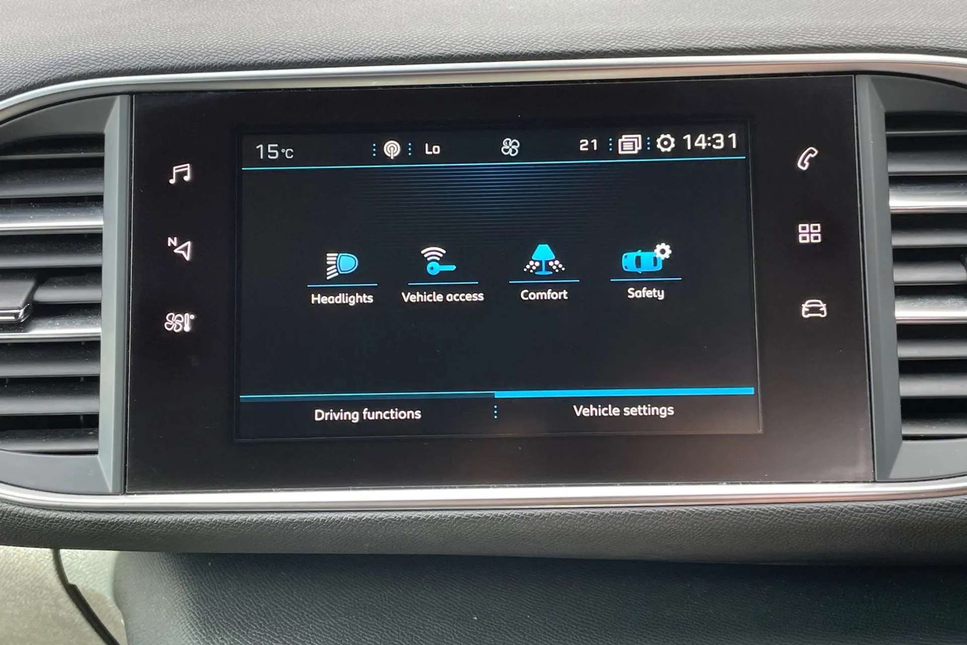 2018 PEUGEOT 308 2018 PEUGEOT 308