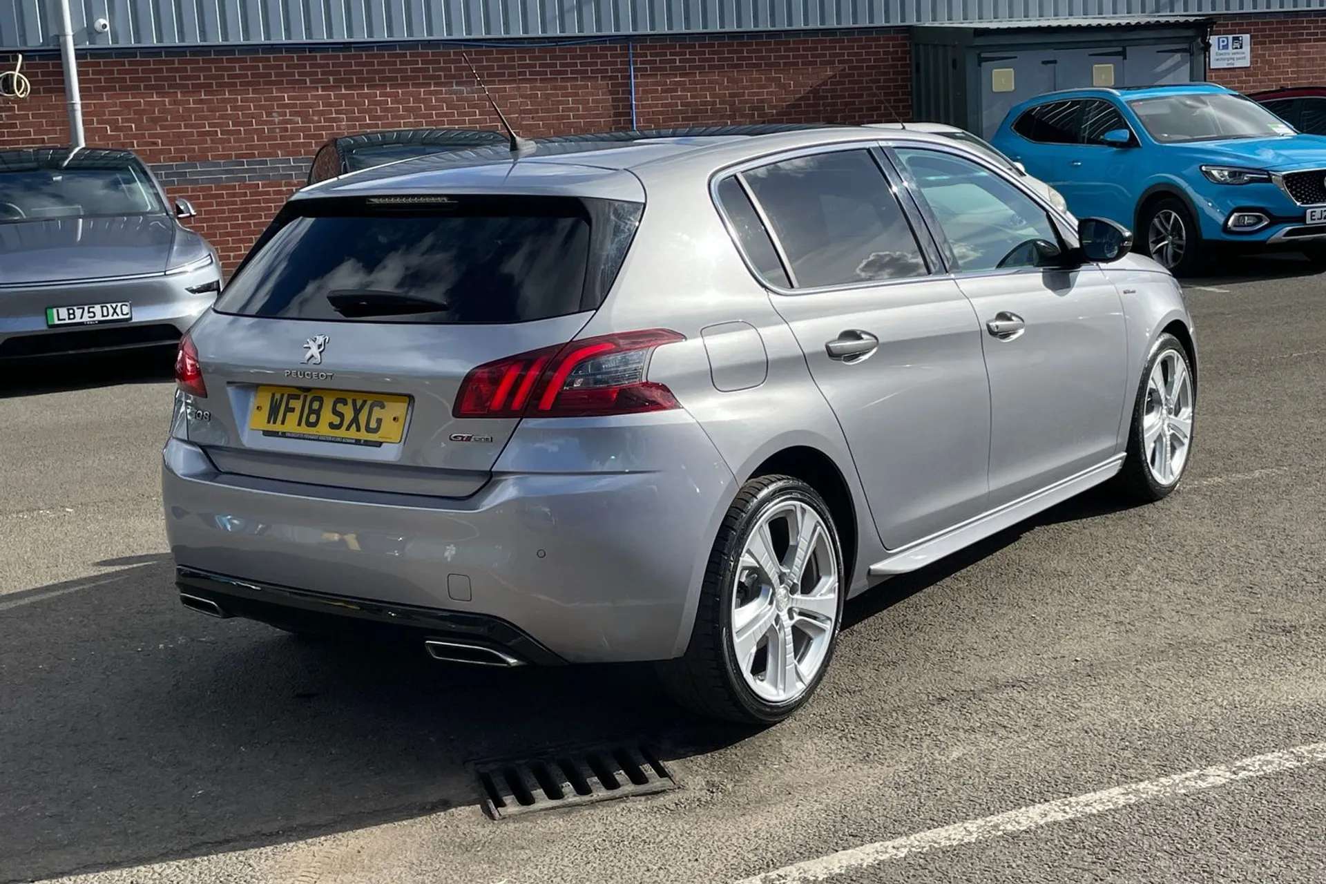 2018 PEUGEOT 308 2018 PEUGEOT 308