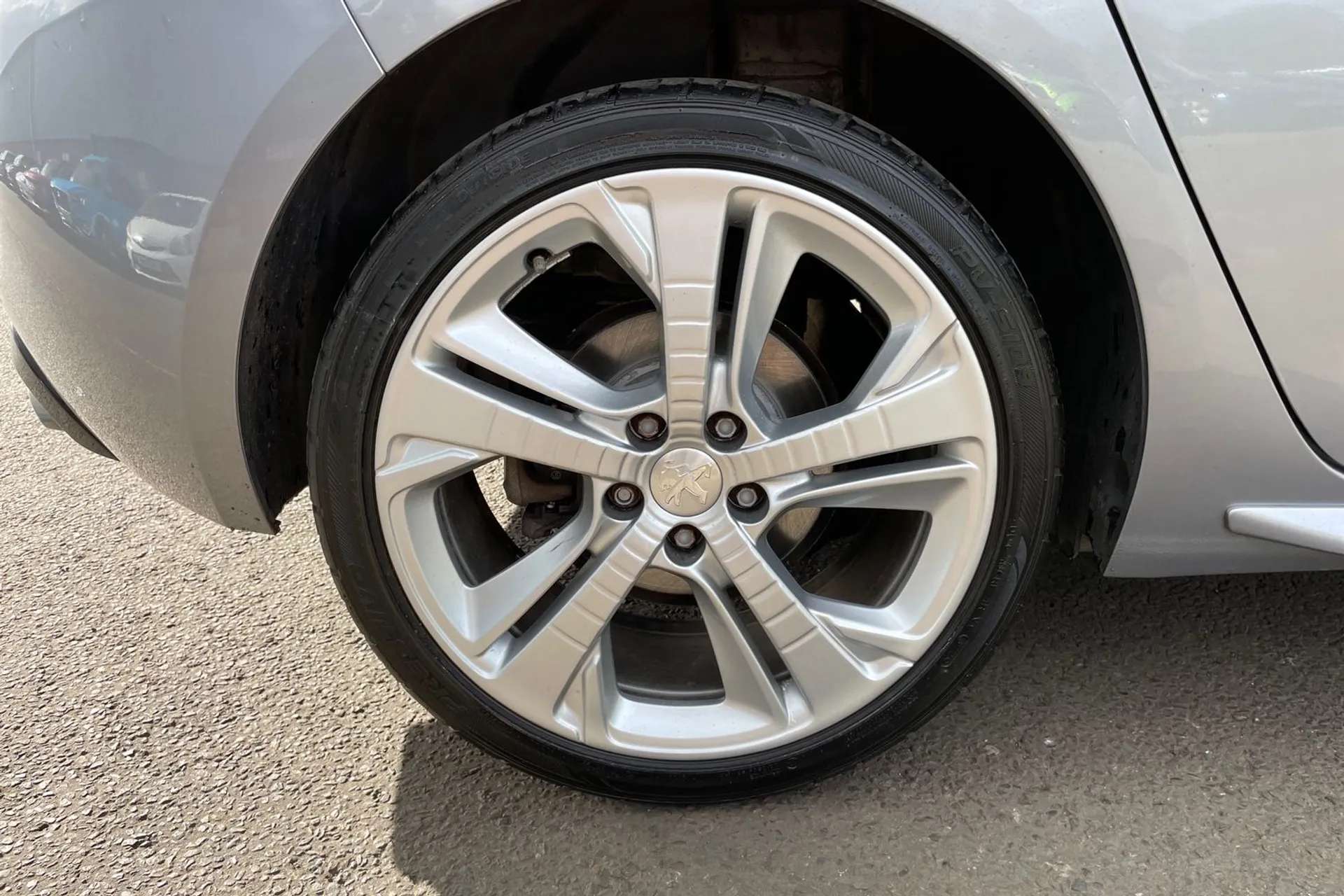 2018 PEUGEOT 308 2018 PEUGEOT 308