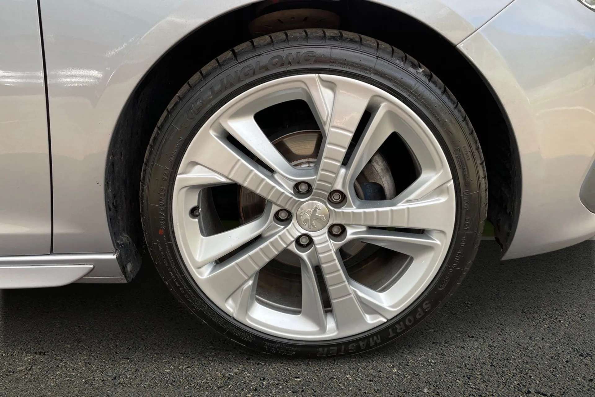 2018 PEUGEOT 308 2018 PEUGEOT 308