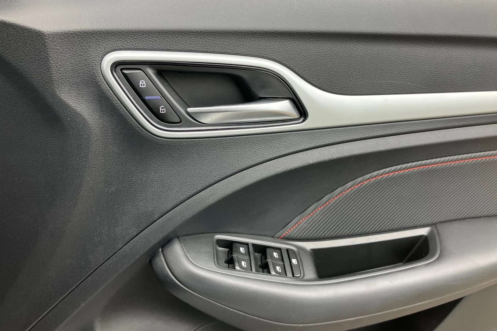 2022 MG MOTOR UK ZS 2022 MG MOTOR UK ZS