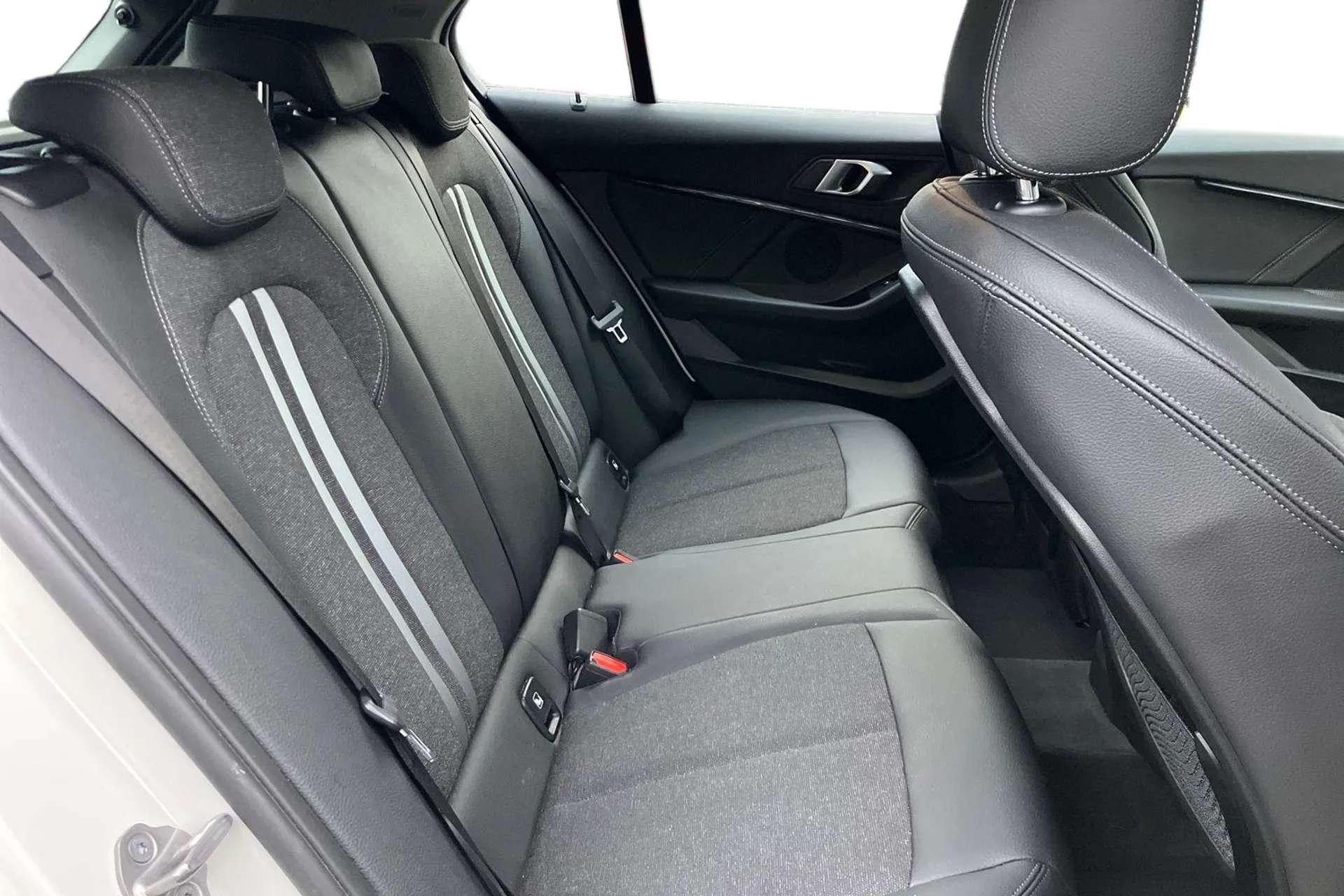 2021 BMW 1 SERIES 2021 BMW 1 SERIES