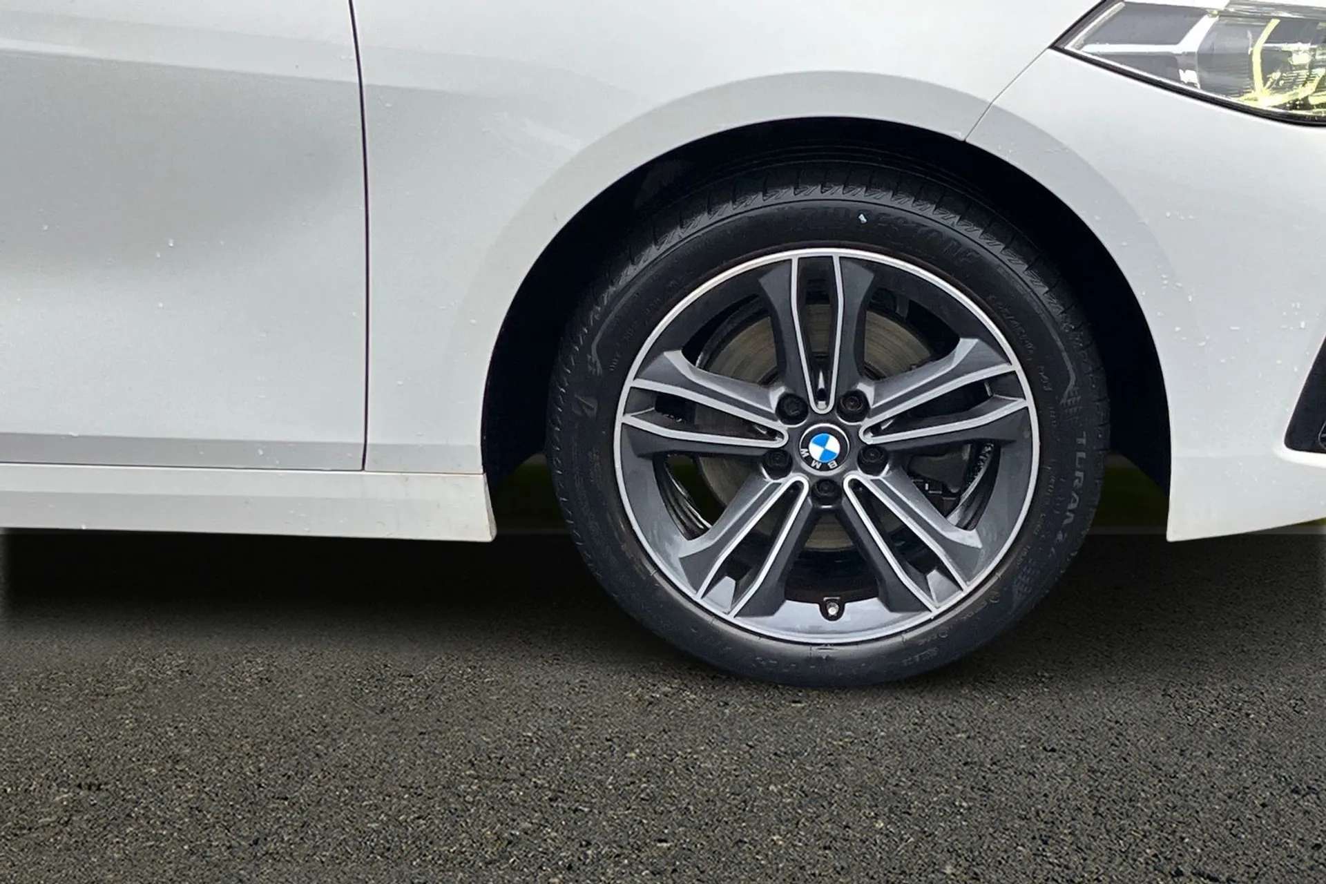 2021 BMW 1 SERIES 2021 BMW 1 SERIES