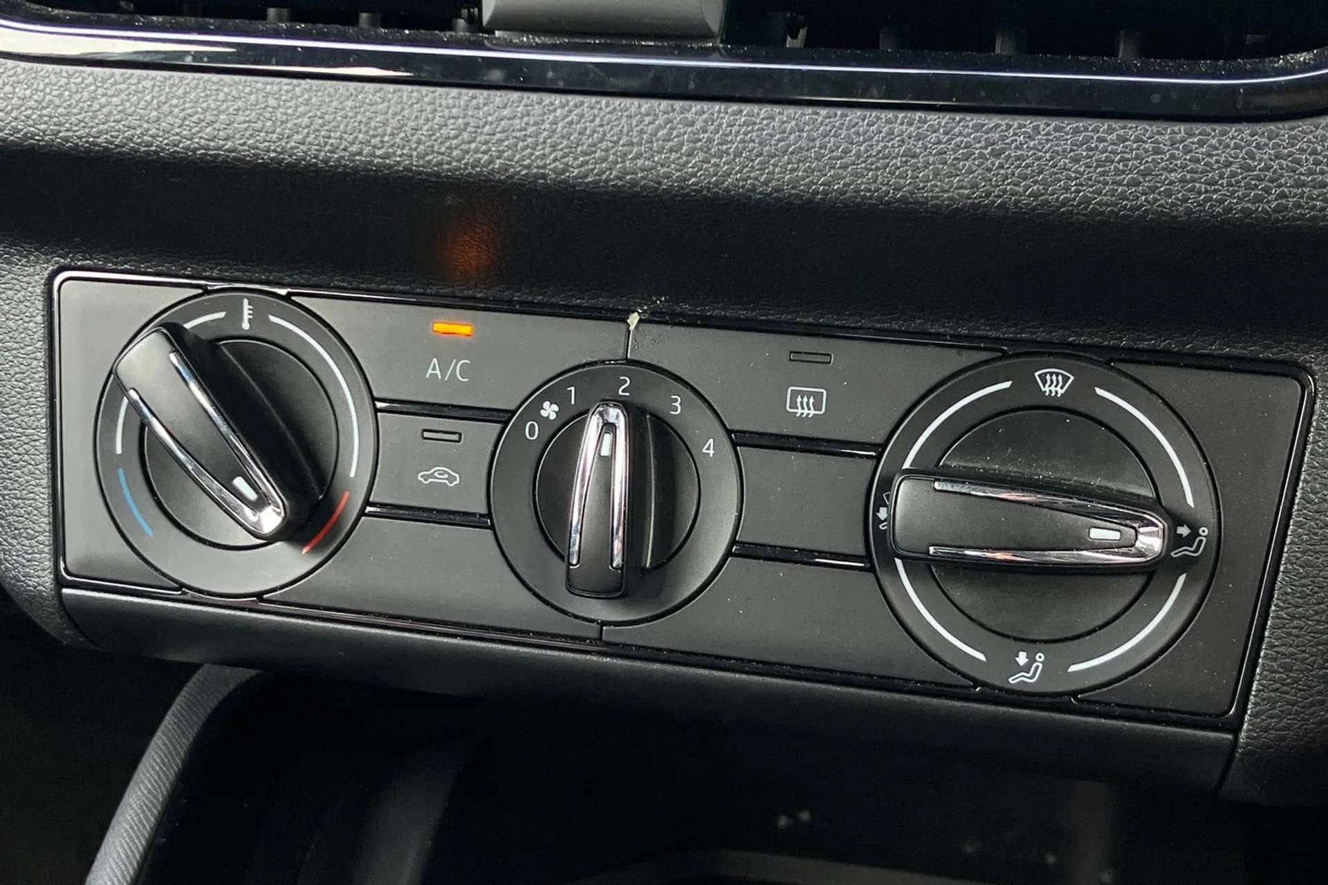 2021 SKODA KAMIQ 2021 SKODA KAMIQ