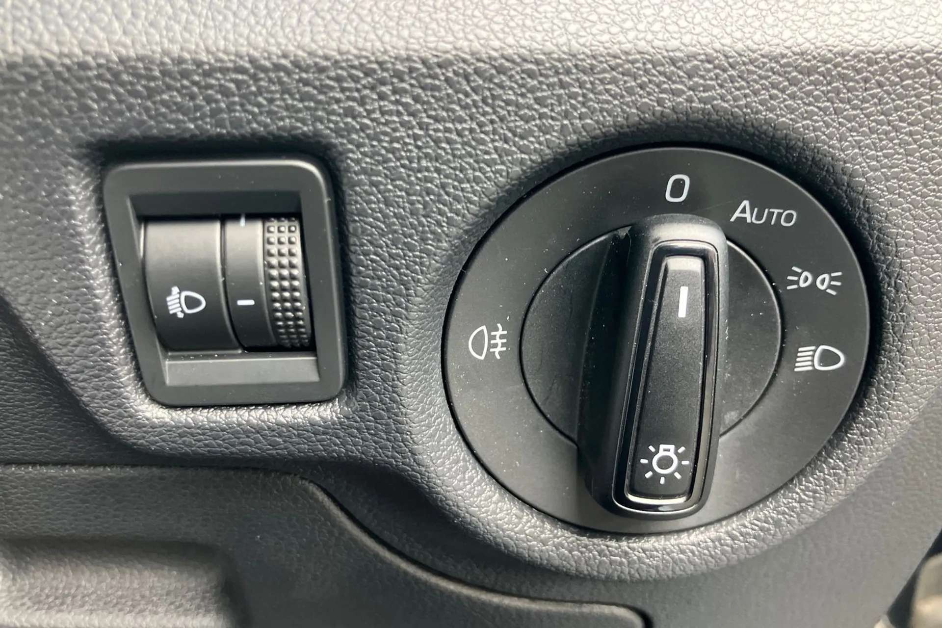 2021 SKODA KAMIQ 2021 SKODA KAMIQ