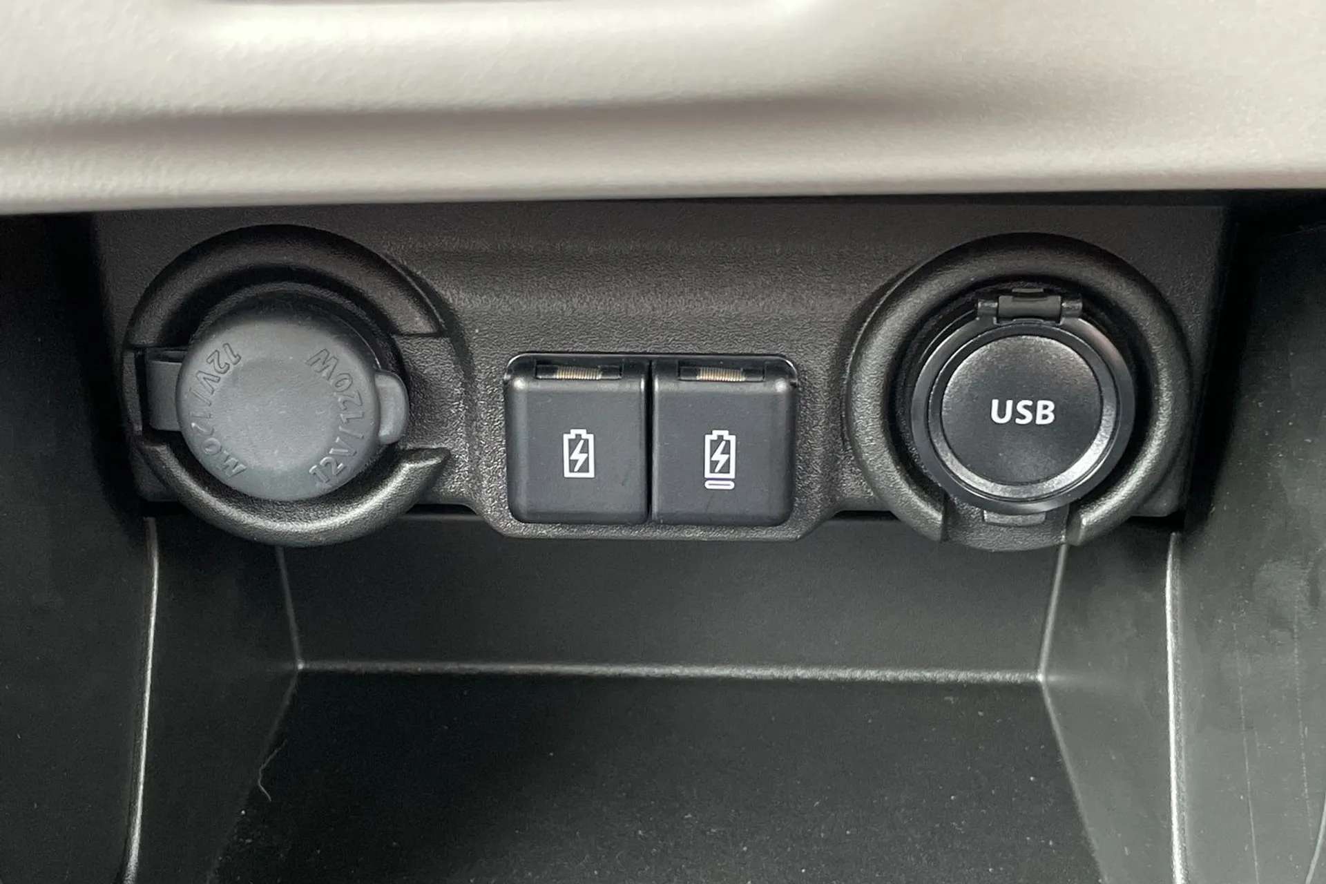 2024 SUZUKI SWIFT 2024 SUZUKI SWIFT