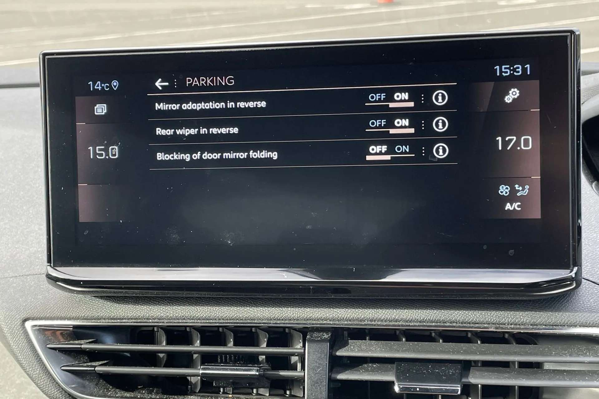 2023 PEUGEOT 3008 2023 PEUGEOT 3008