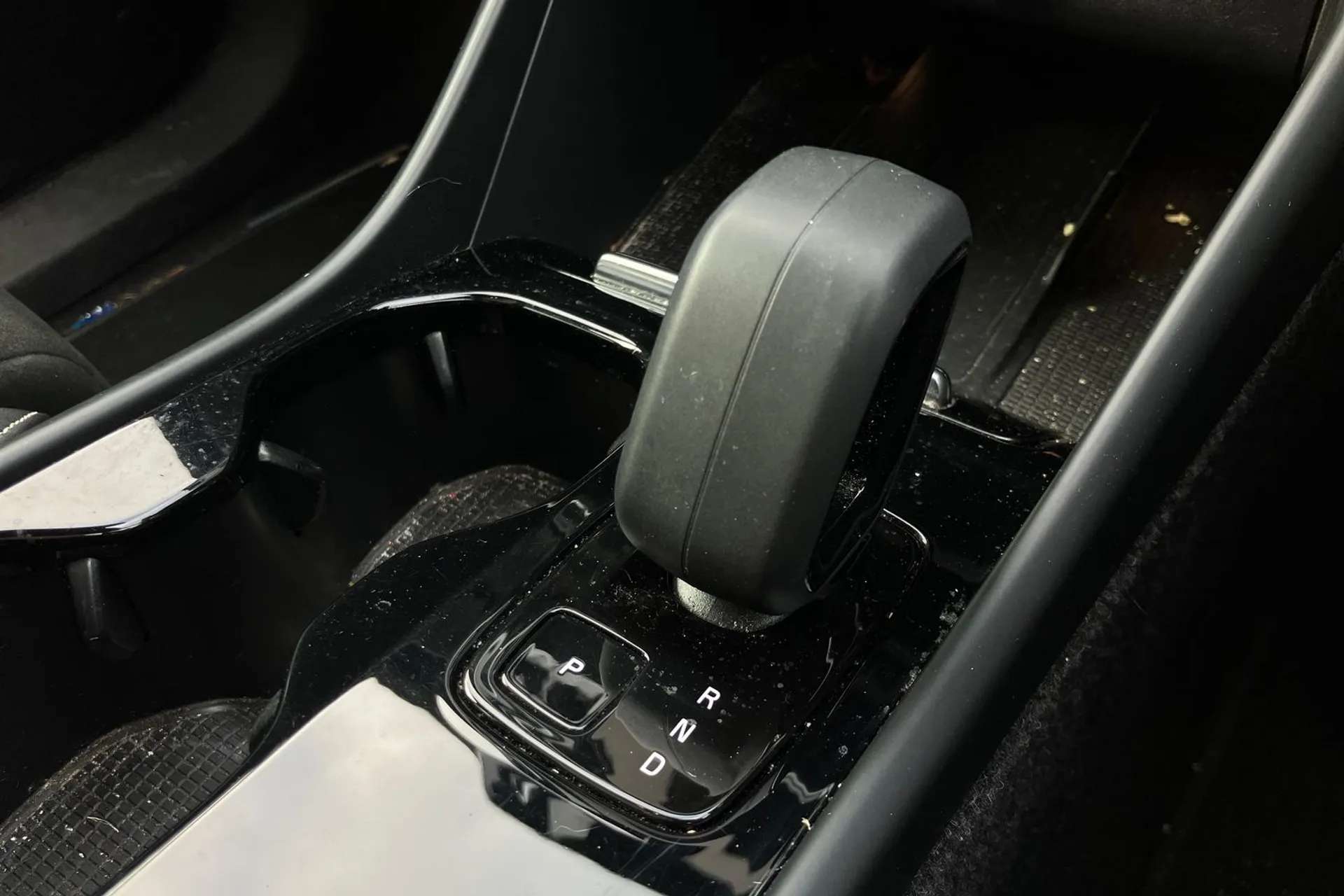 2022 VOLVO C40 2022 VOLVO C40