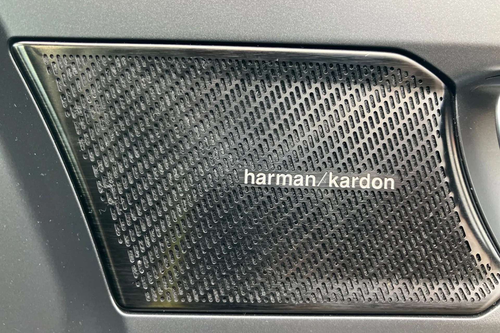 2022 VOLVO C40 2022 VOLVO C40