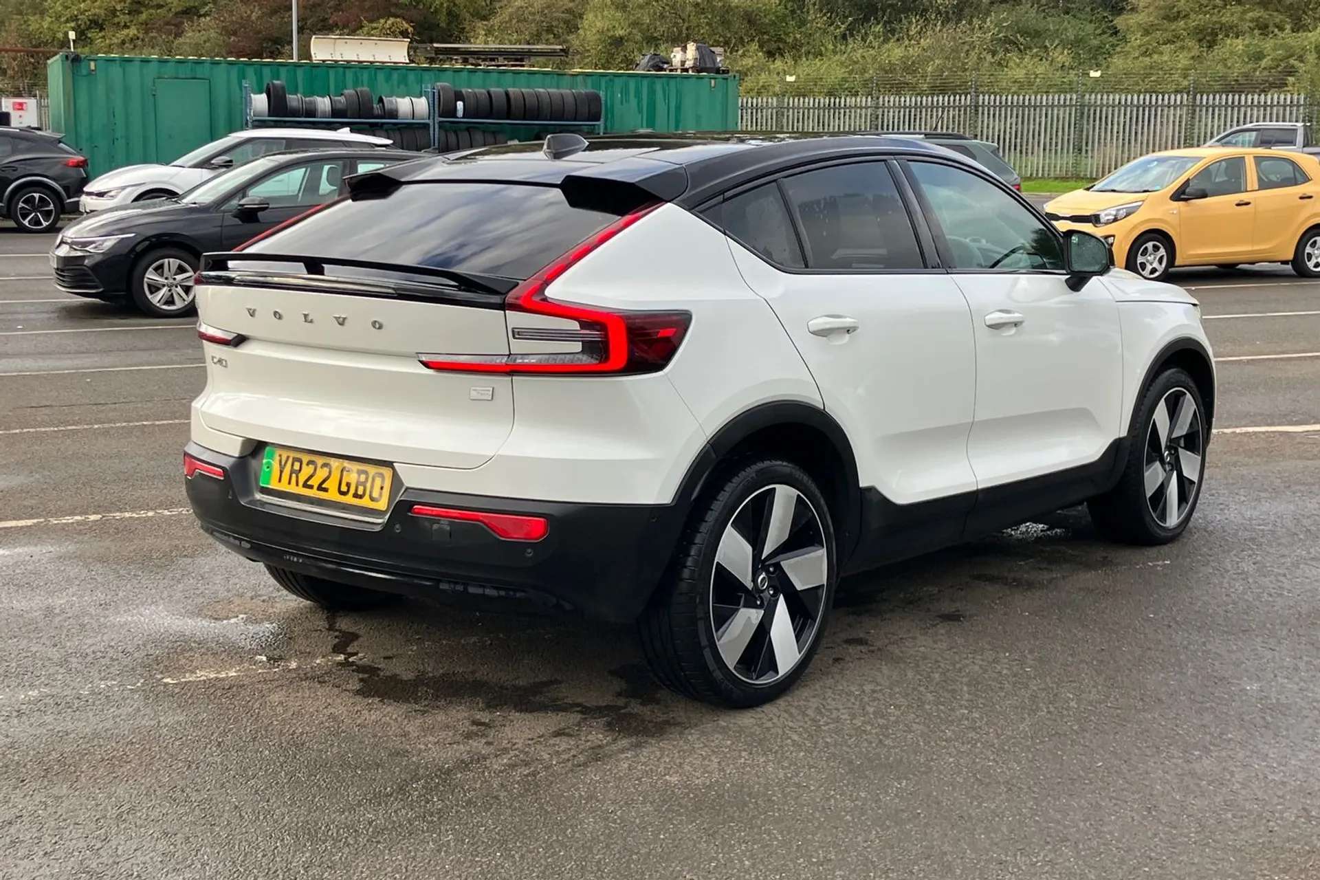 2022 VOLVO C40 2022 VOLVO C40