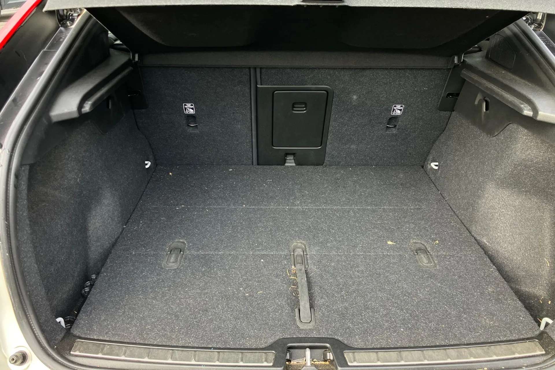 2022 VOLVO C40 2022 VOLVO C40
