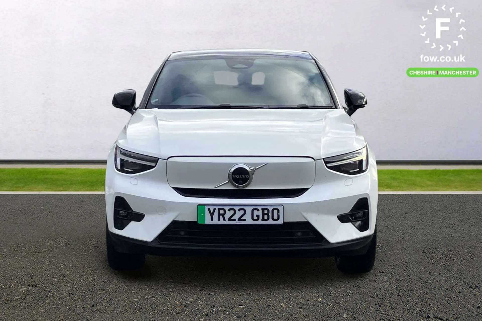 2022 VOLVO C40 2022 VOLVO C40