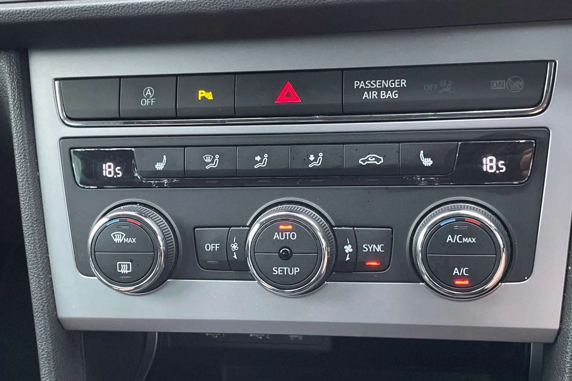 2019 SEAT LEON 2019 SEAT LEON
