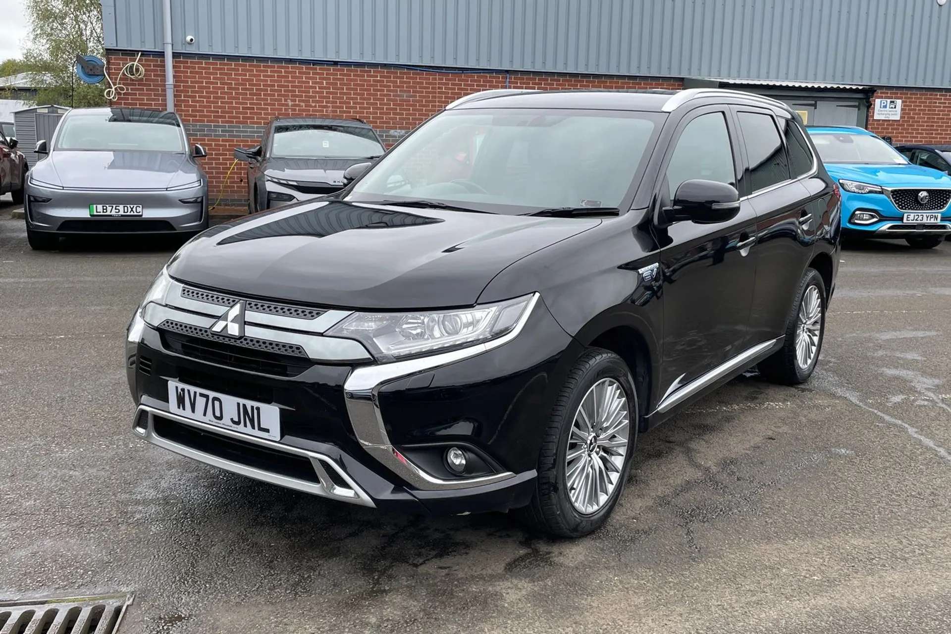 2020 MITSUBISHI OUTLANDER 2020 MITSUBISHI OUTLANDER