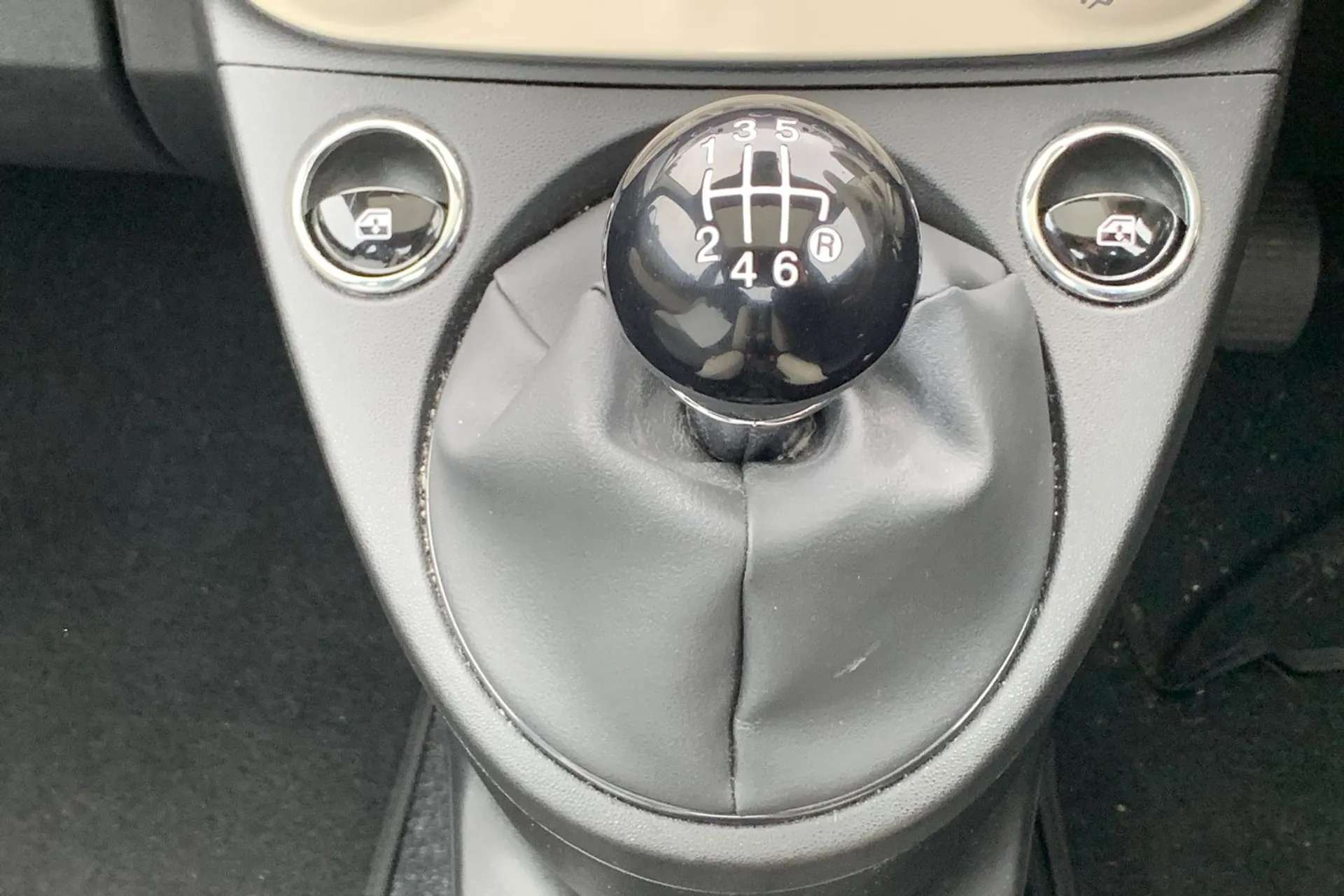 2022 FIAT 500 2022 FIAT 500