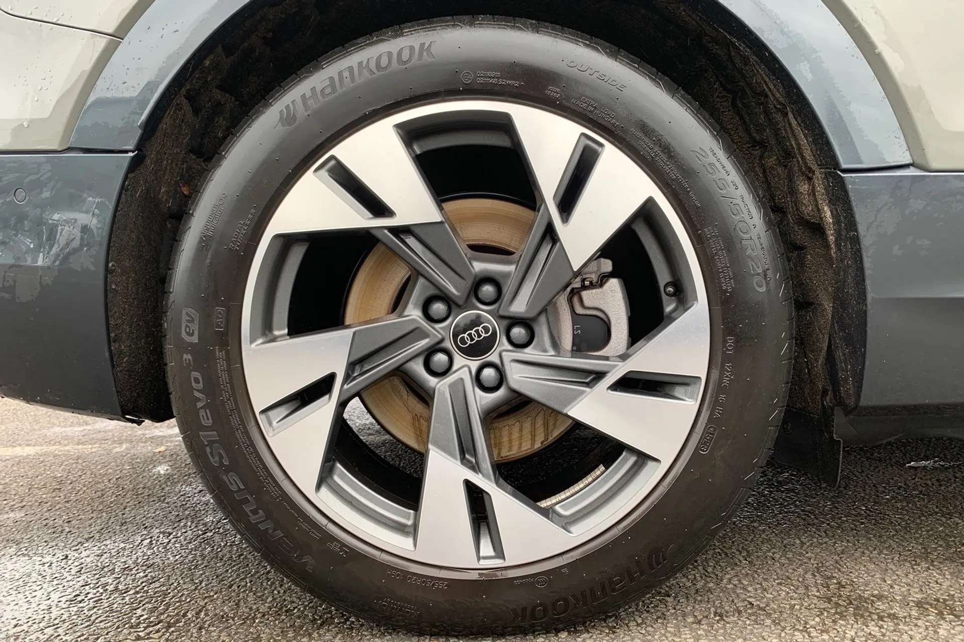 2024 AUDI Q8 2024 AUDI Q8