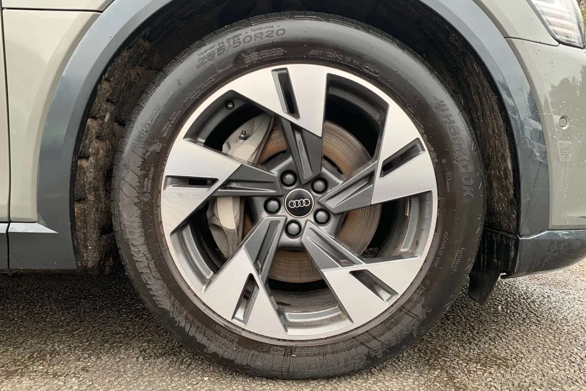 2024 AUDI Q8 2024 AUDI Q8