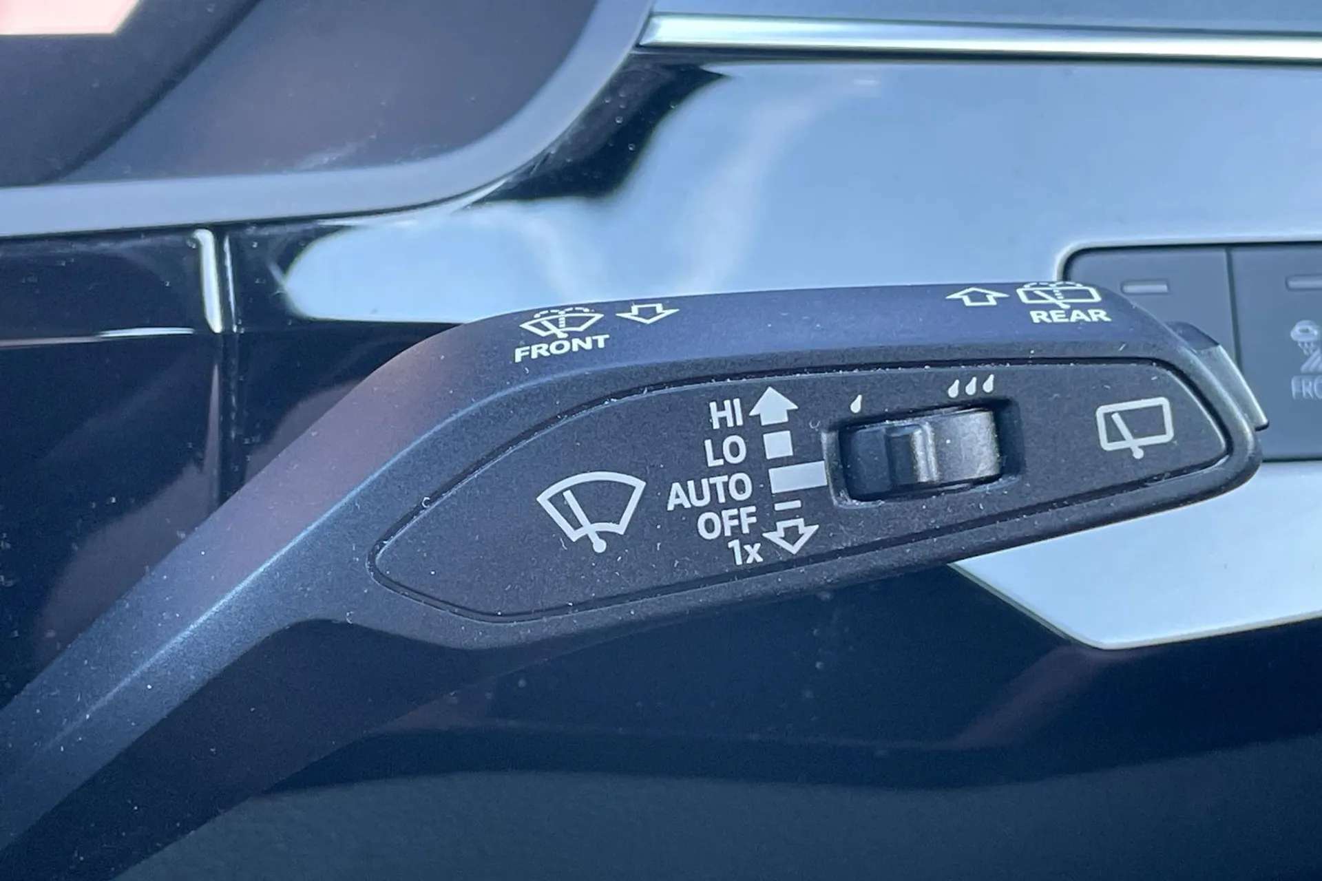 2021 AUDI E-TRON 2021 AUDI E-TRON