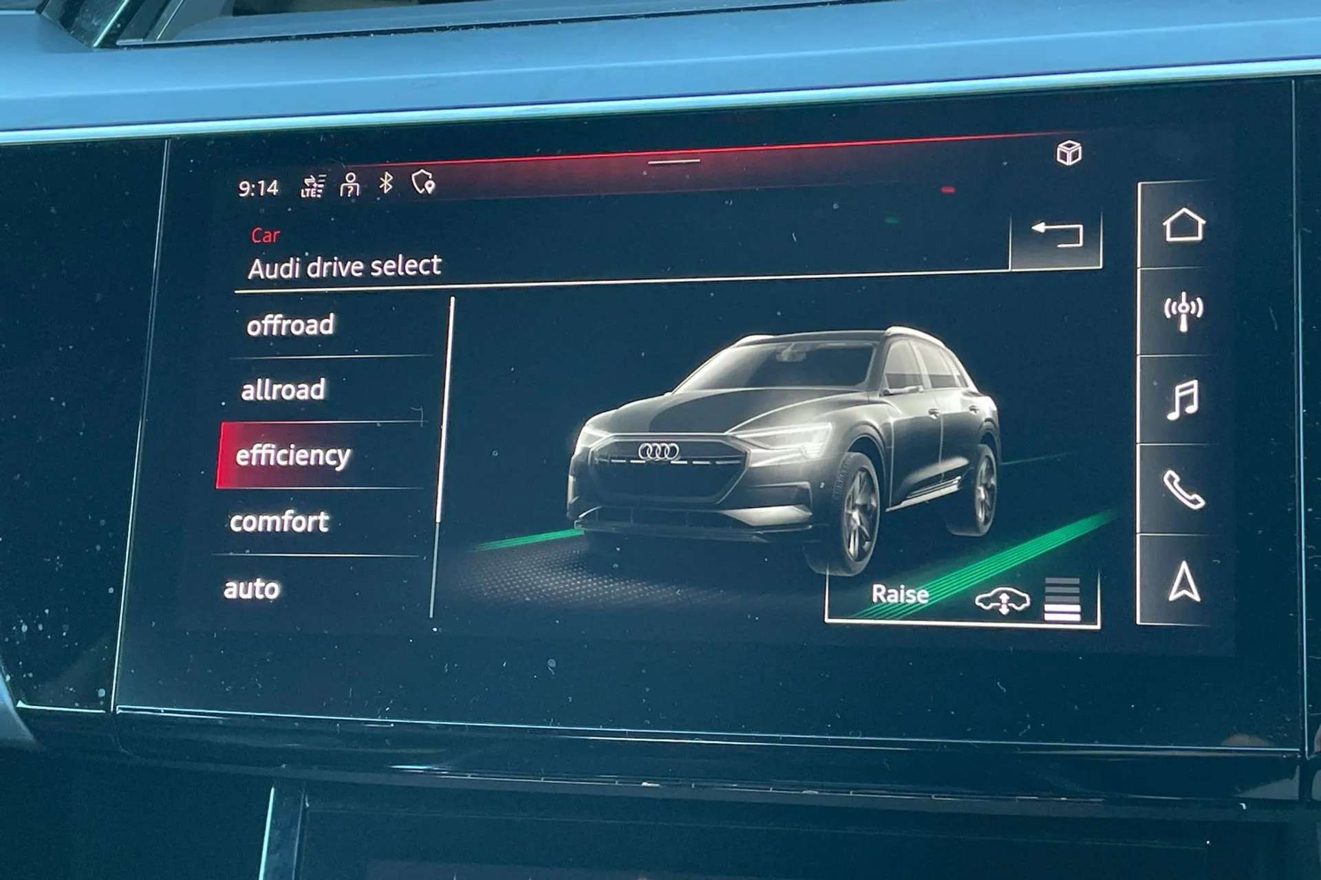 2021 AUDI E-TRON 2021 AUDI E-TRON