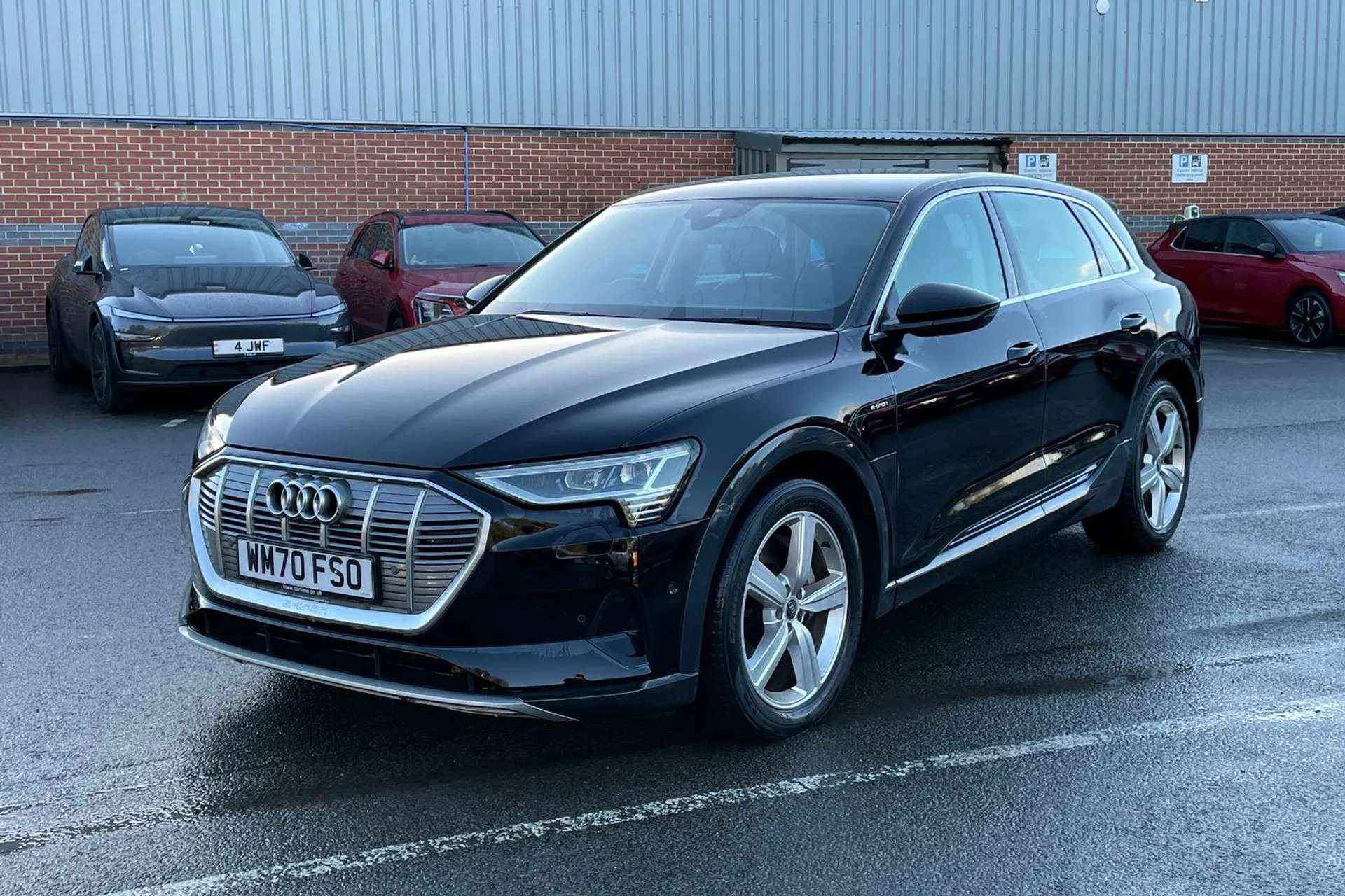 2021 AUDI E-TRON 2021 AUDI E-TRON