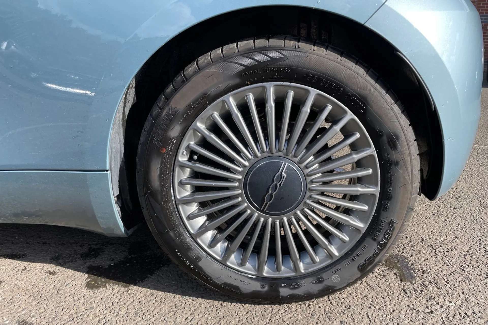 2021 FIAT 500 2021 FIAT 500
