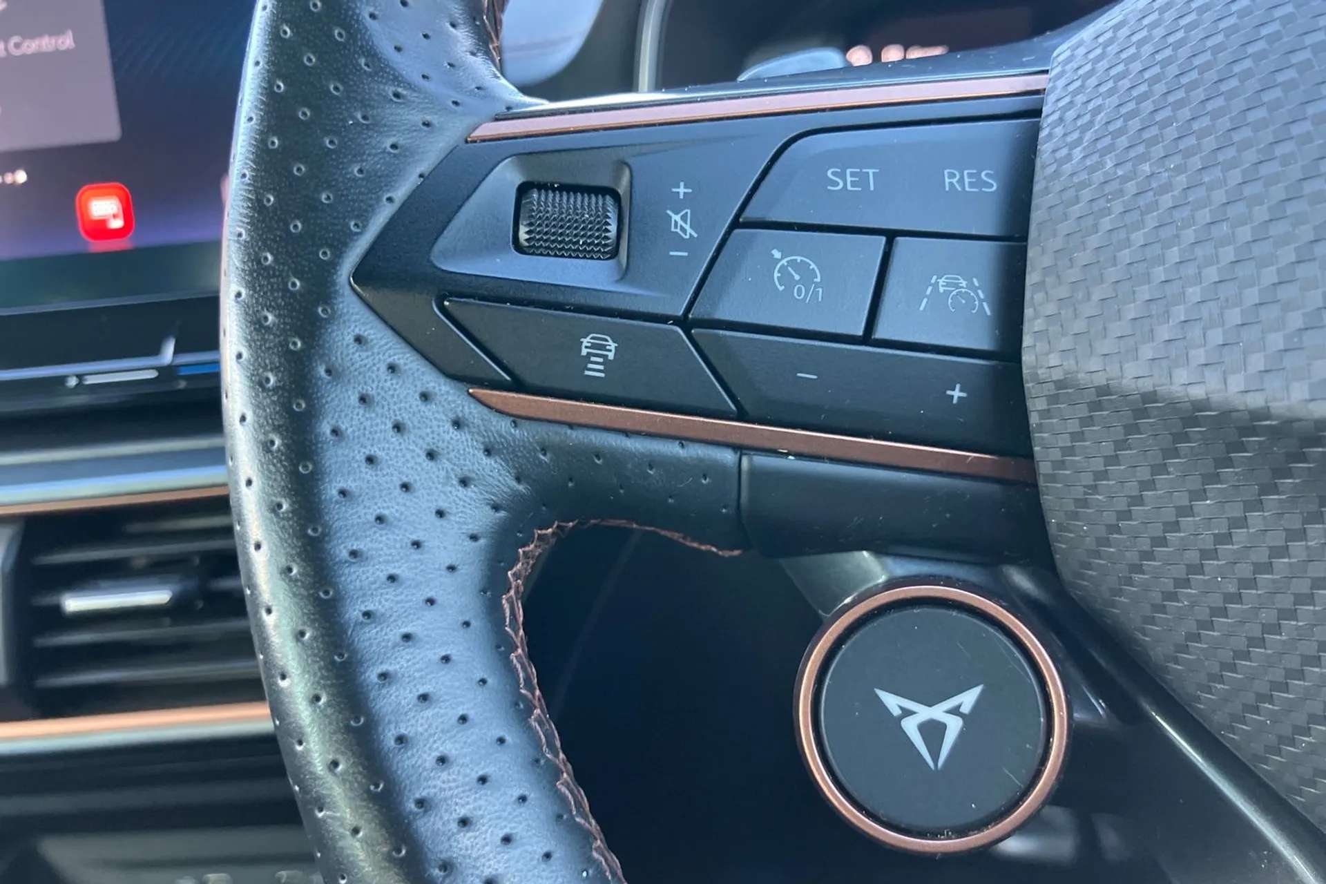 2022 CUPRA FORMENTOR 2022 CUPRA FORMENTOR