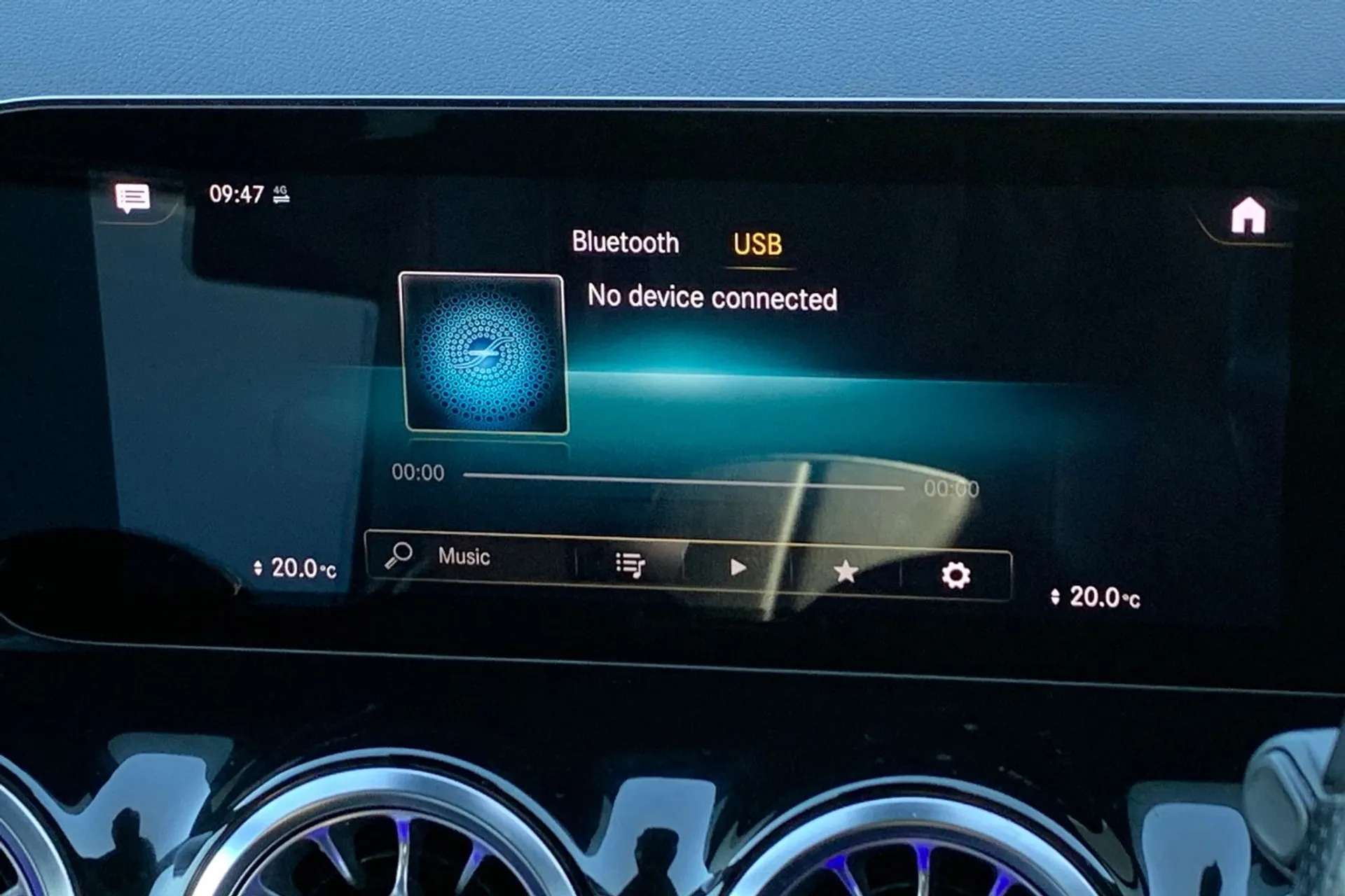 2021 MERCEDES-BENZ GLA 2021 MERCEDES-BENZ GLA