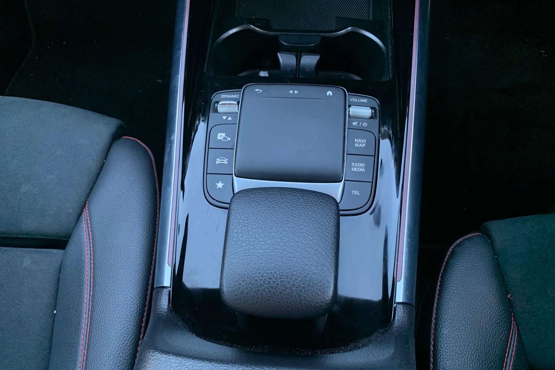 2021 MERCEDES-BENZ GLA 2021 MERCEDES-BENZ GLA