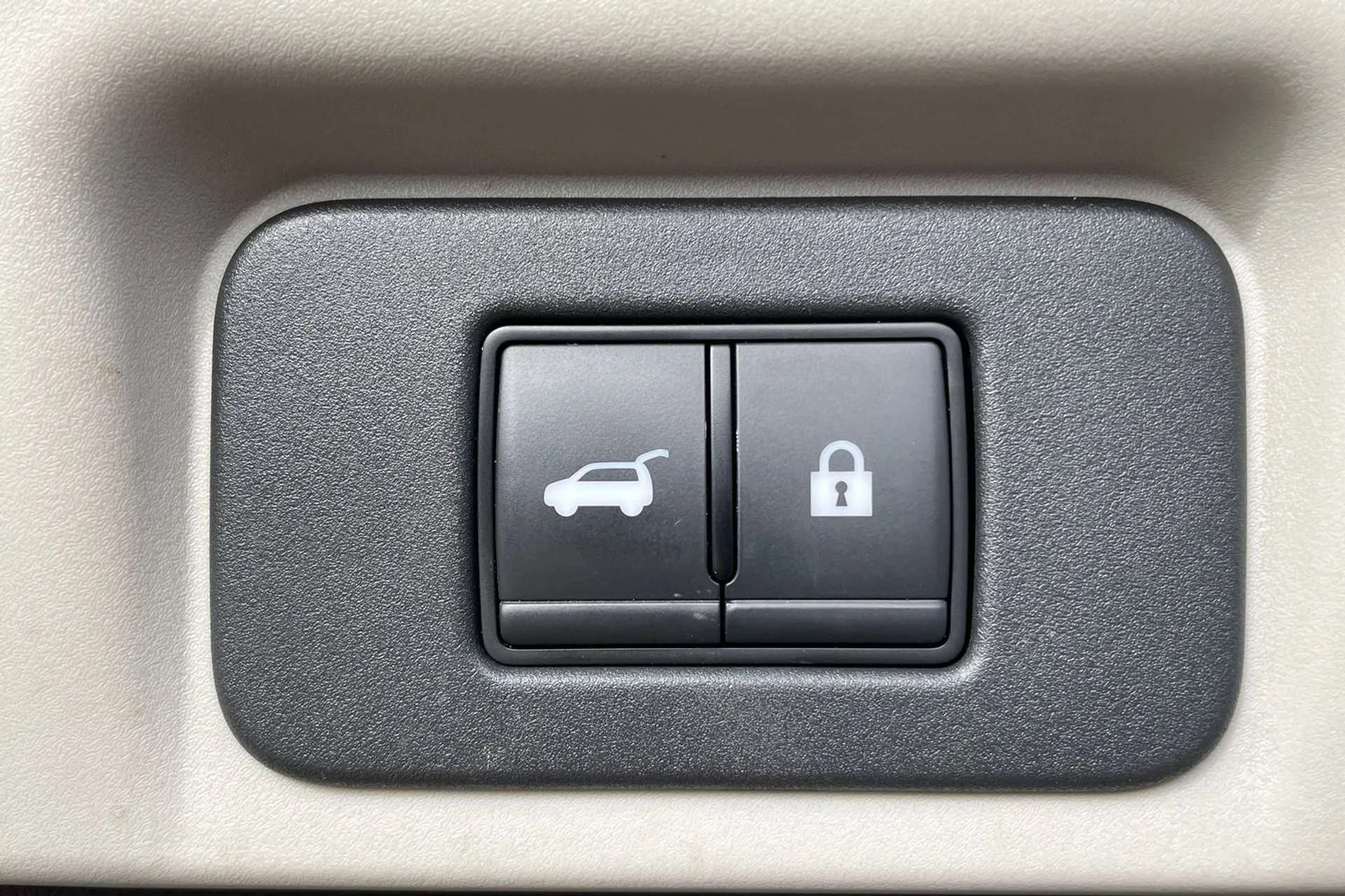 2023 NISSAN ARIYA 2023 NISSAN ARIYA