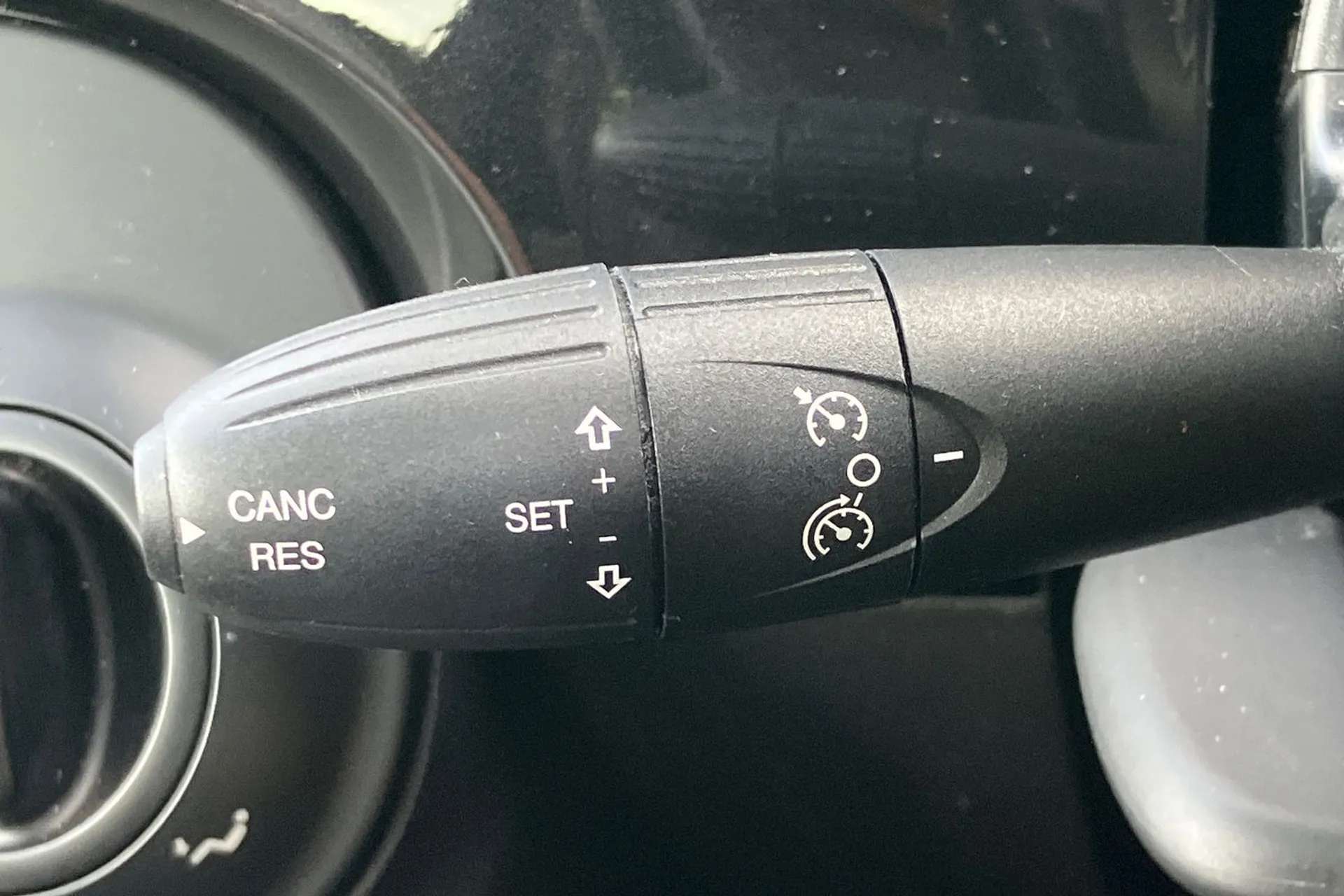 2022 FIAT 500 2022 FIAT 500