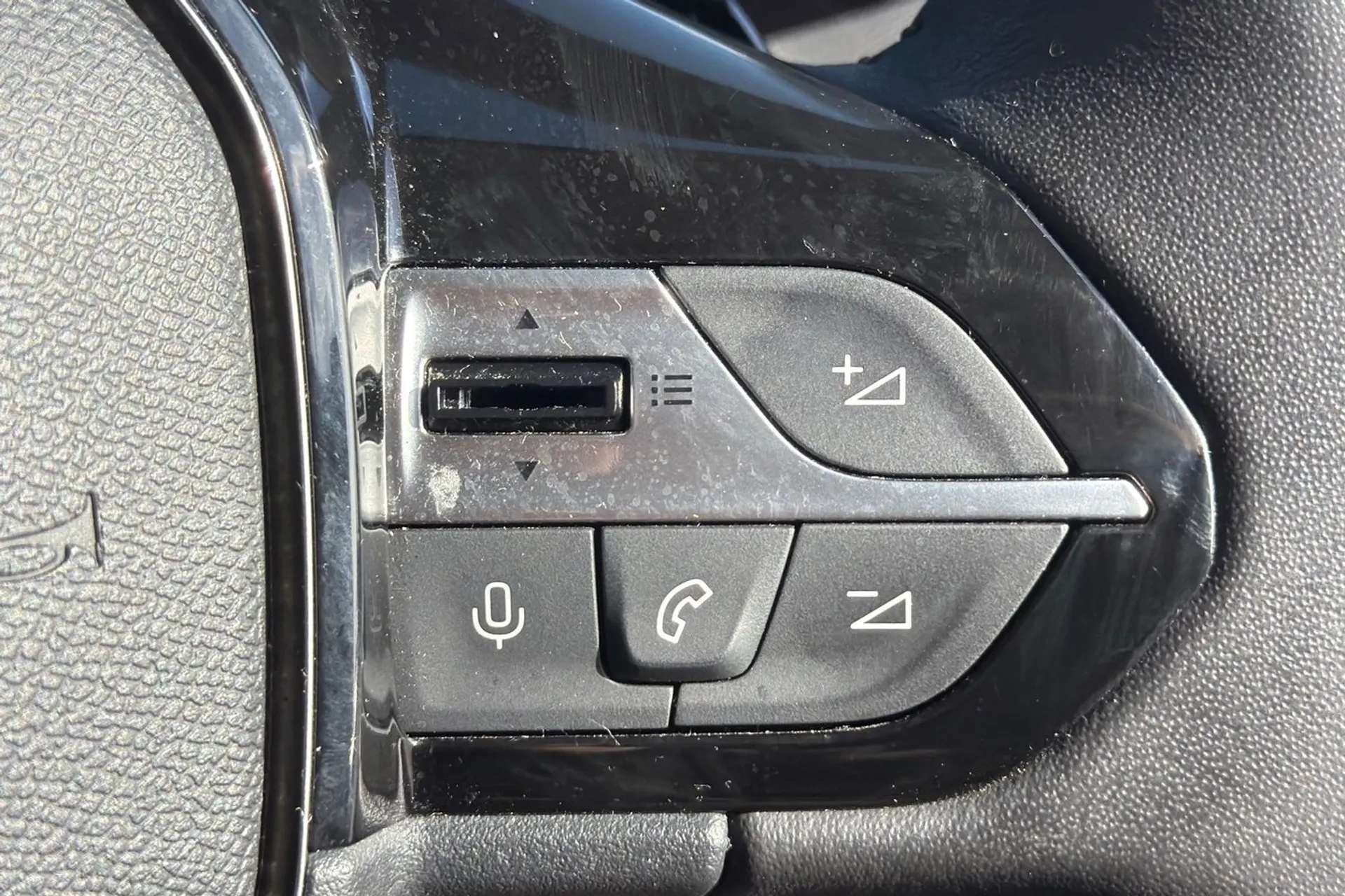 2022 PEUGEOT 308 2022 PEUGEOT 308
