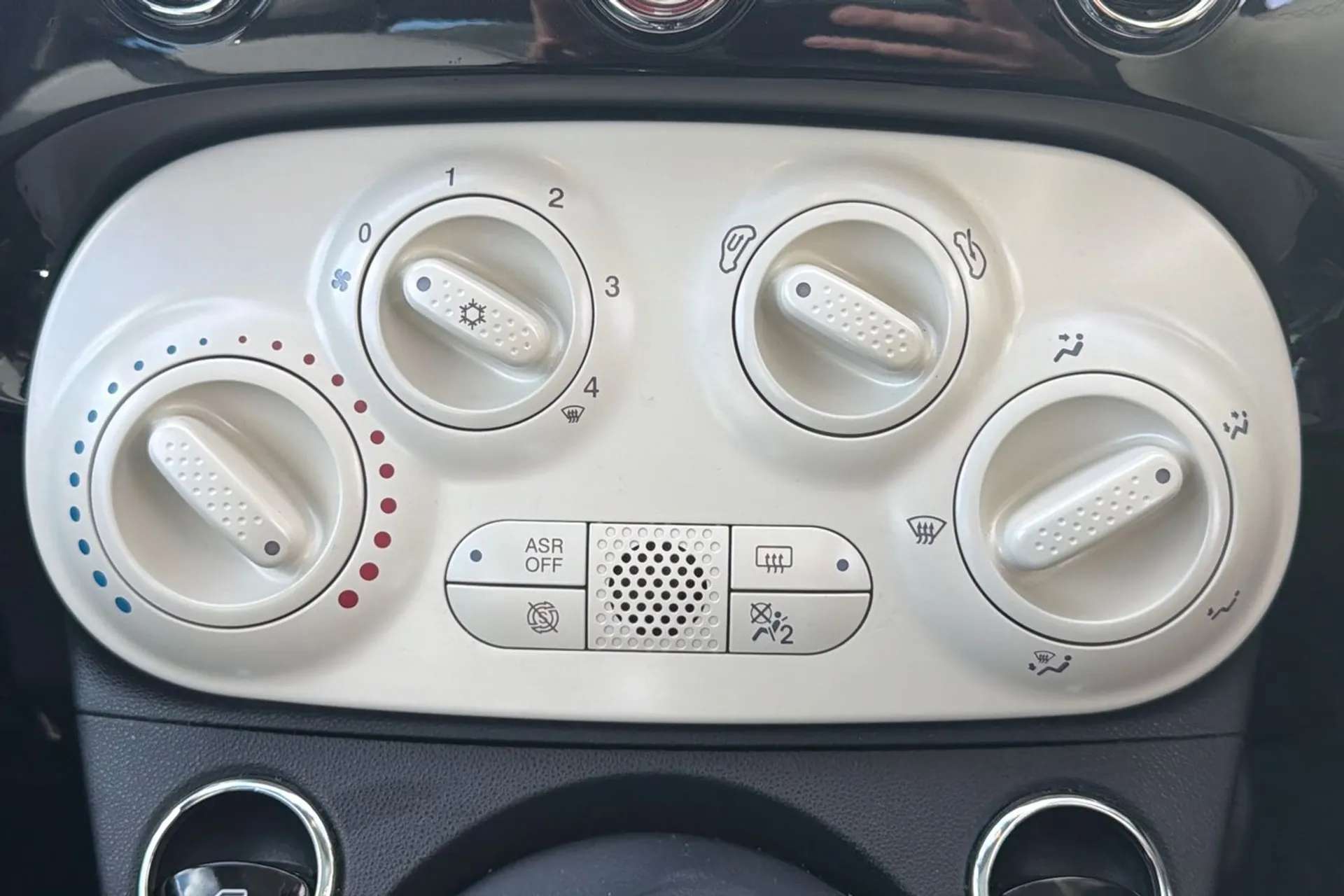 2021 FIAT 500 2021 FIAT 500